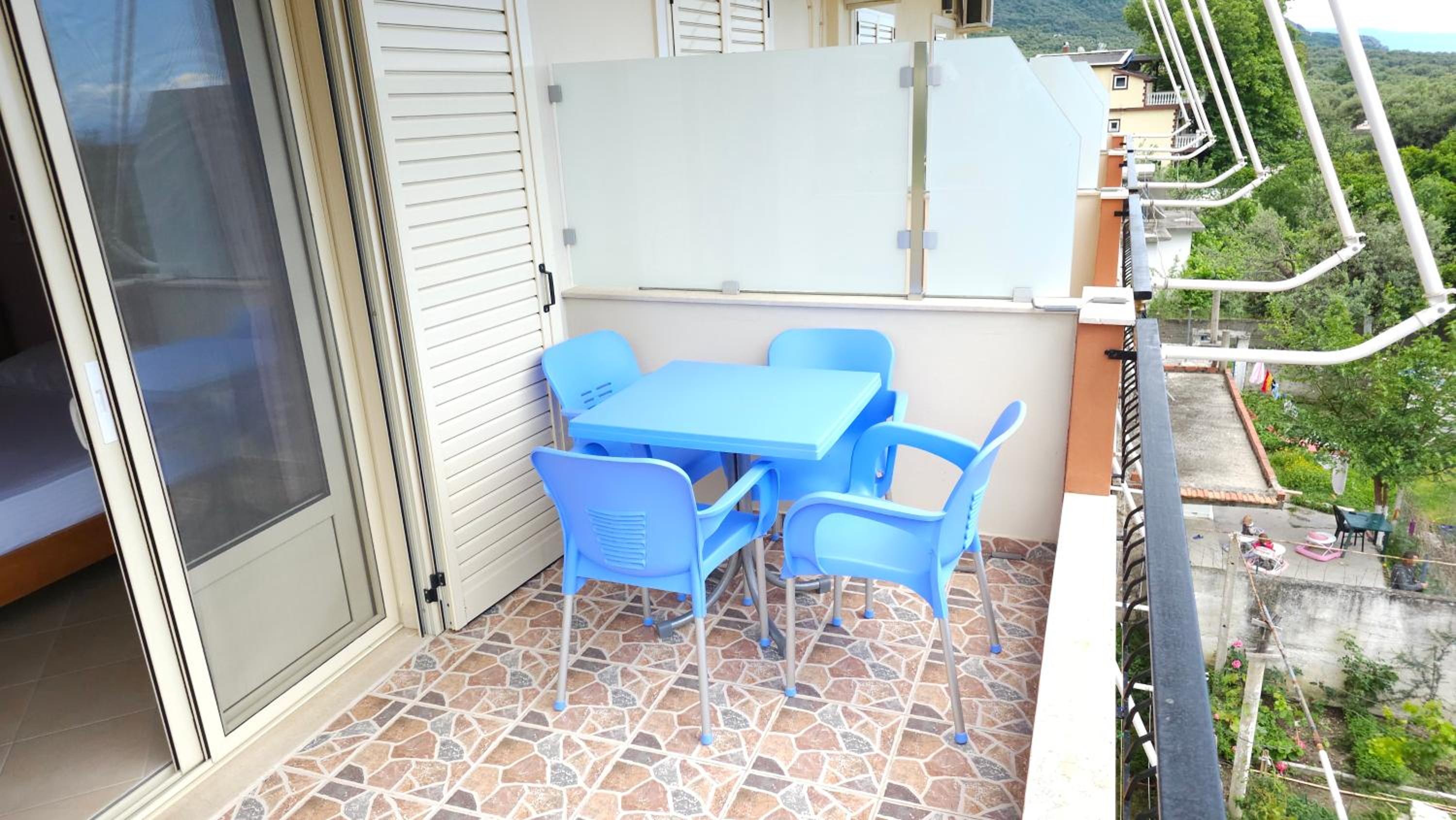 Standard Triple Room with Sea View photo 2