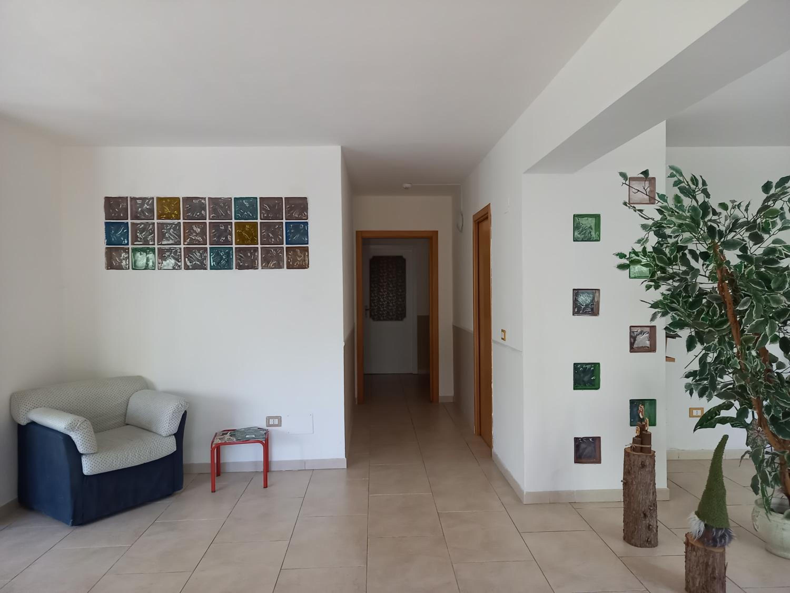 Two-Bedroom Suite - Photo 5