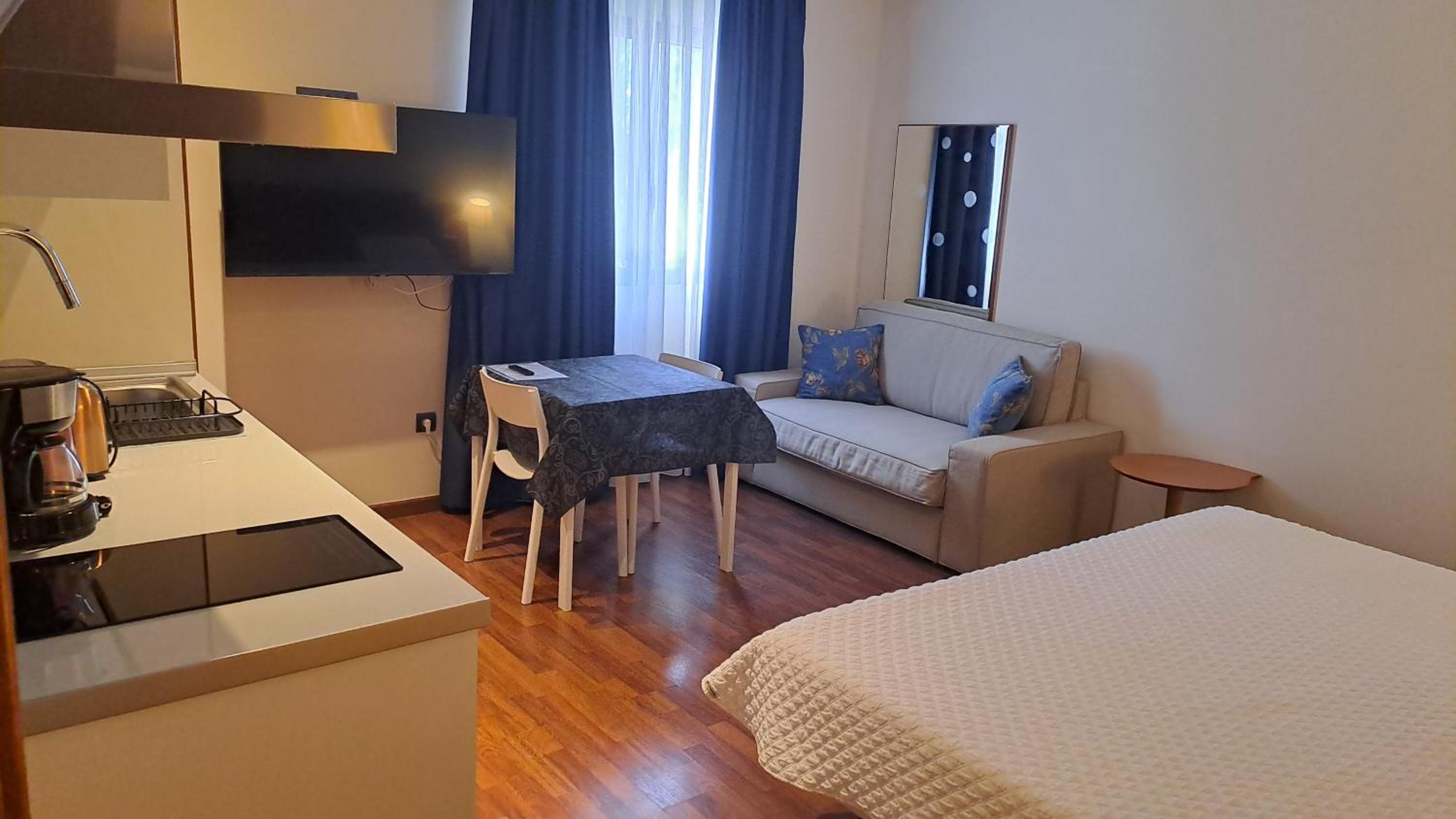 Comfort Triple Room photo 2