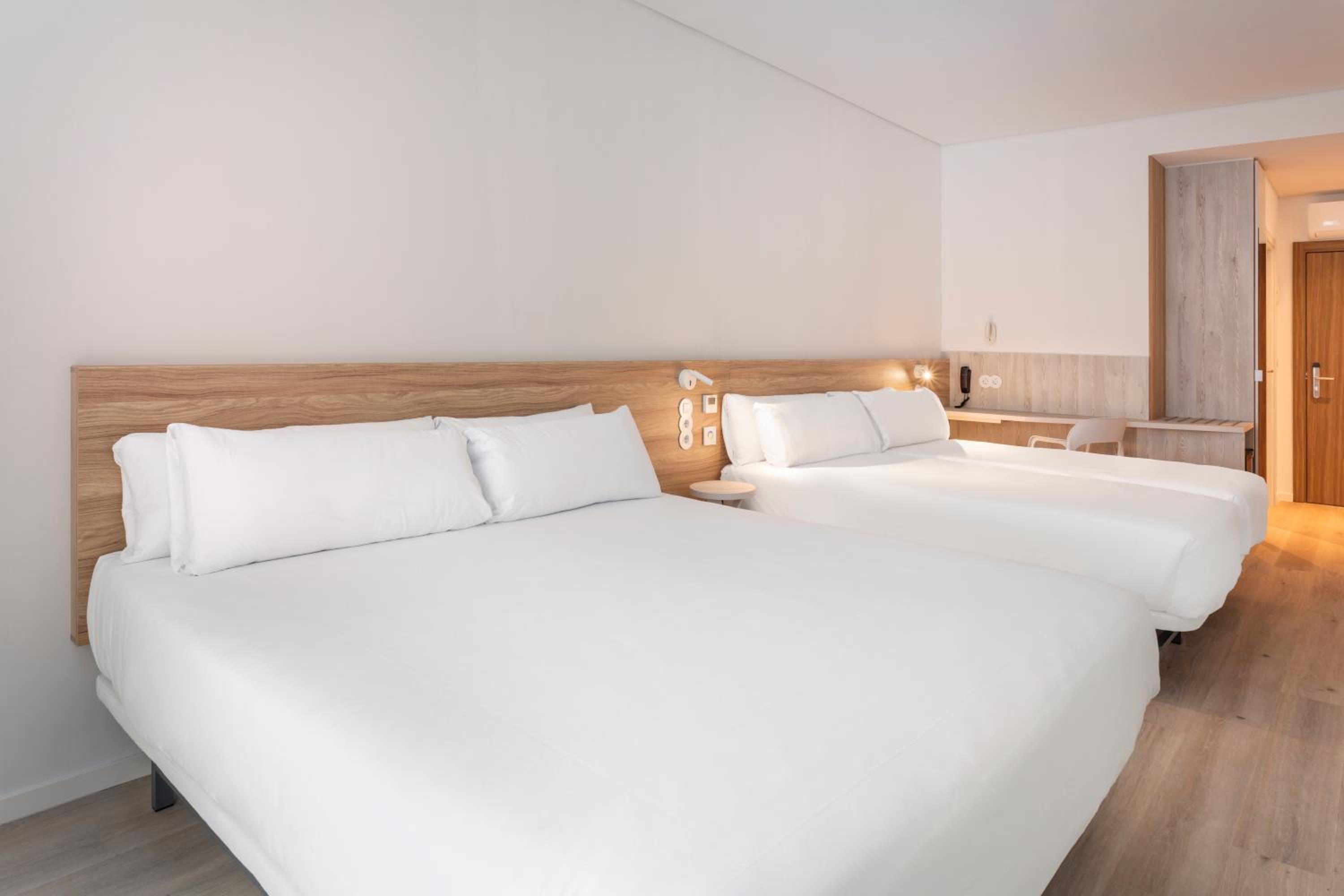 Quadruple Room photo 2