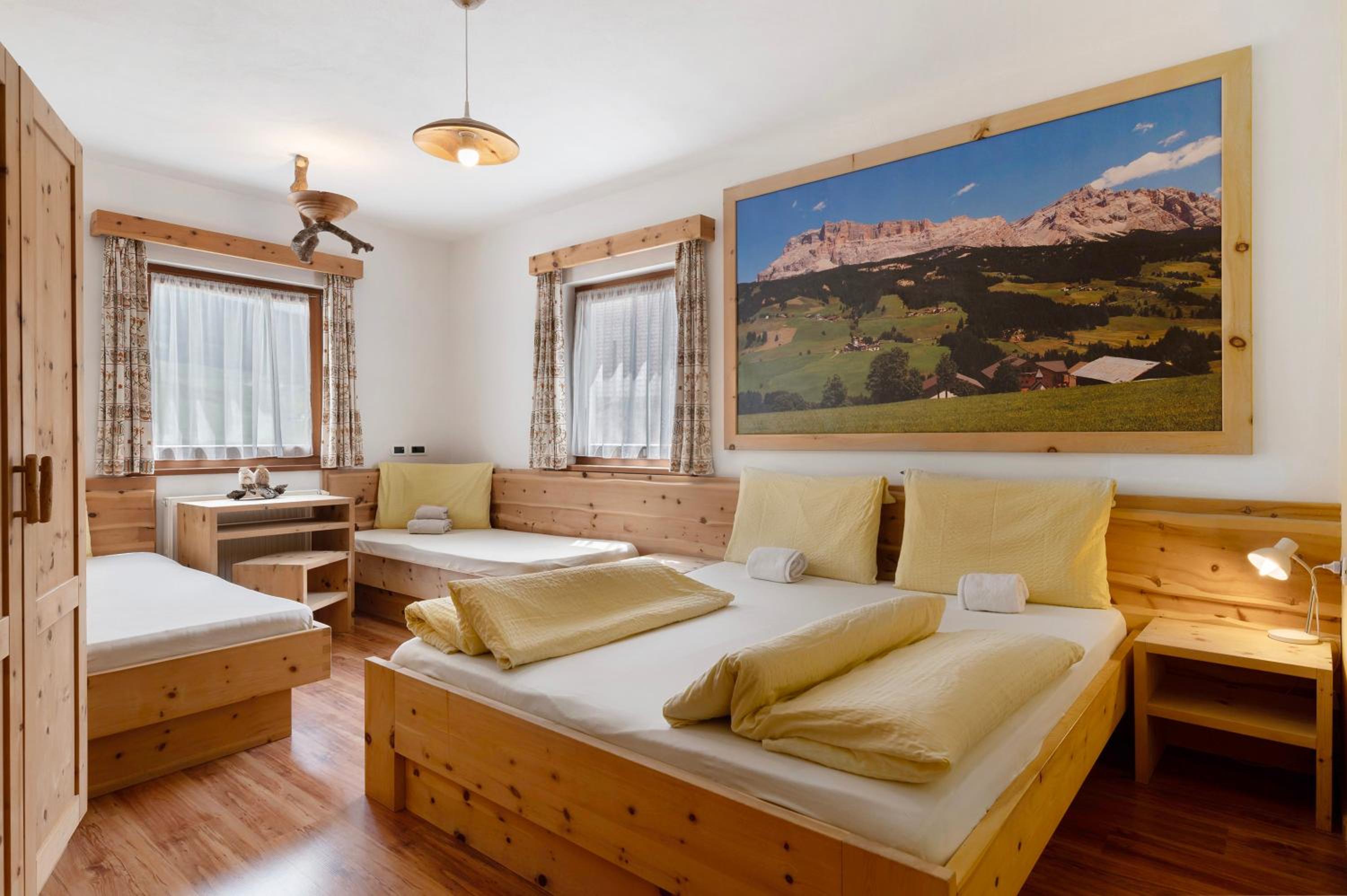 Two-Bedroom Deluxe Apartment with Garden View photo 1
