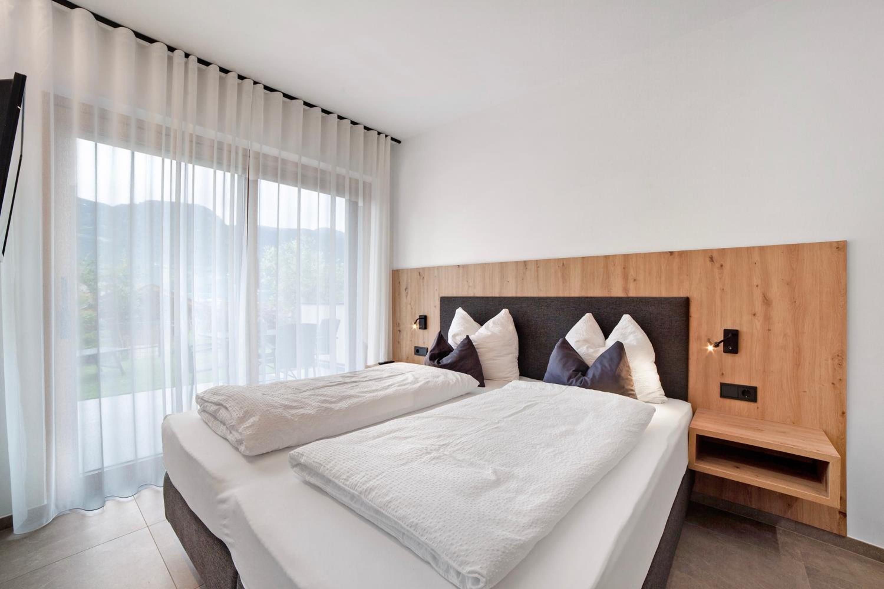 Superior Apartment with City View