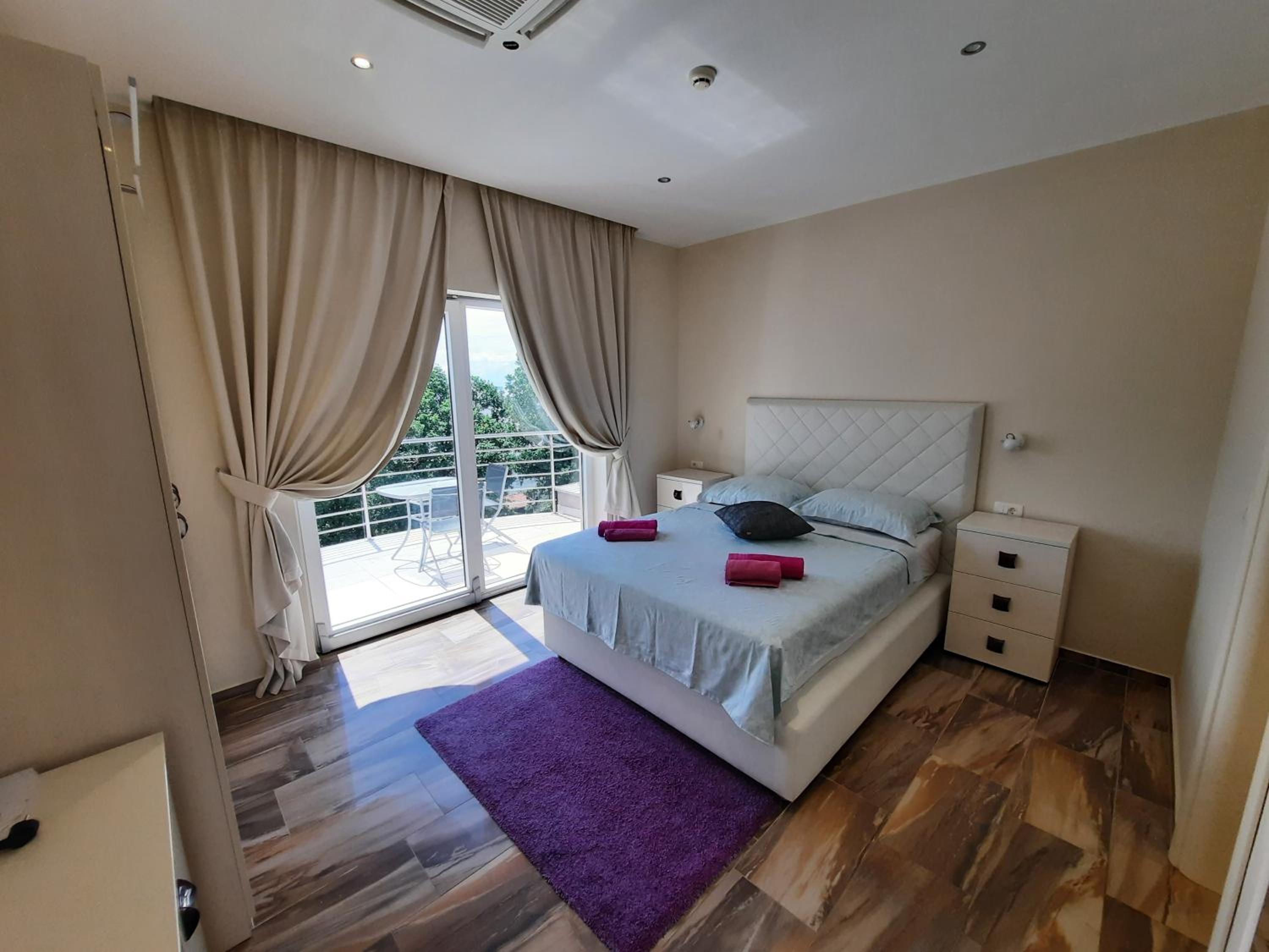 Deluxe Double Room With Sea View