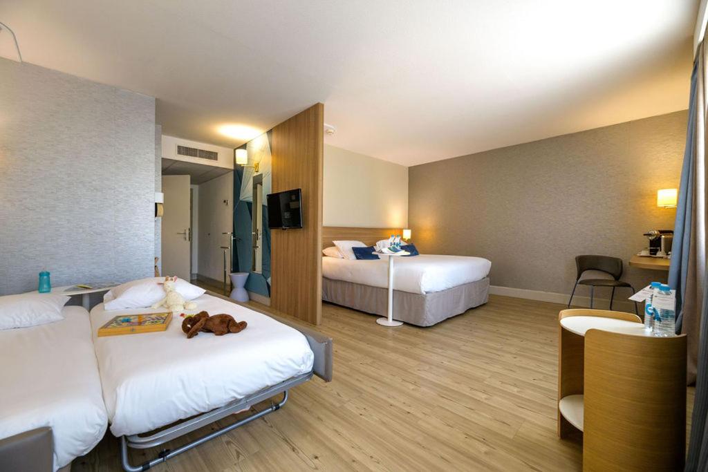 Junior King Suite - Photo 6