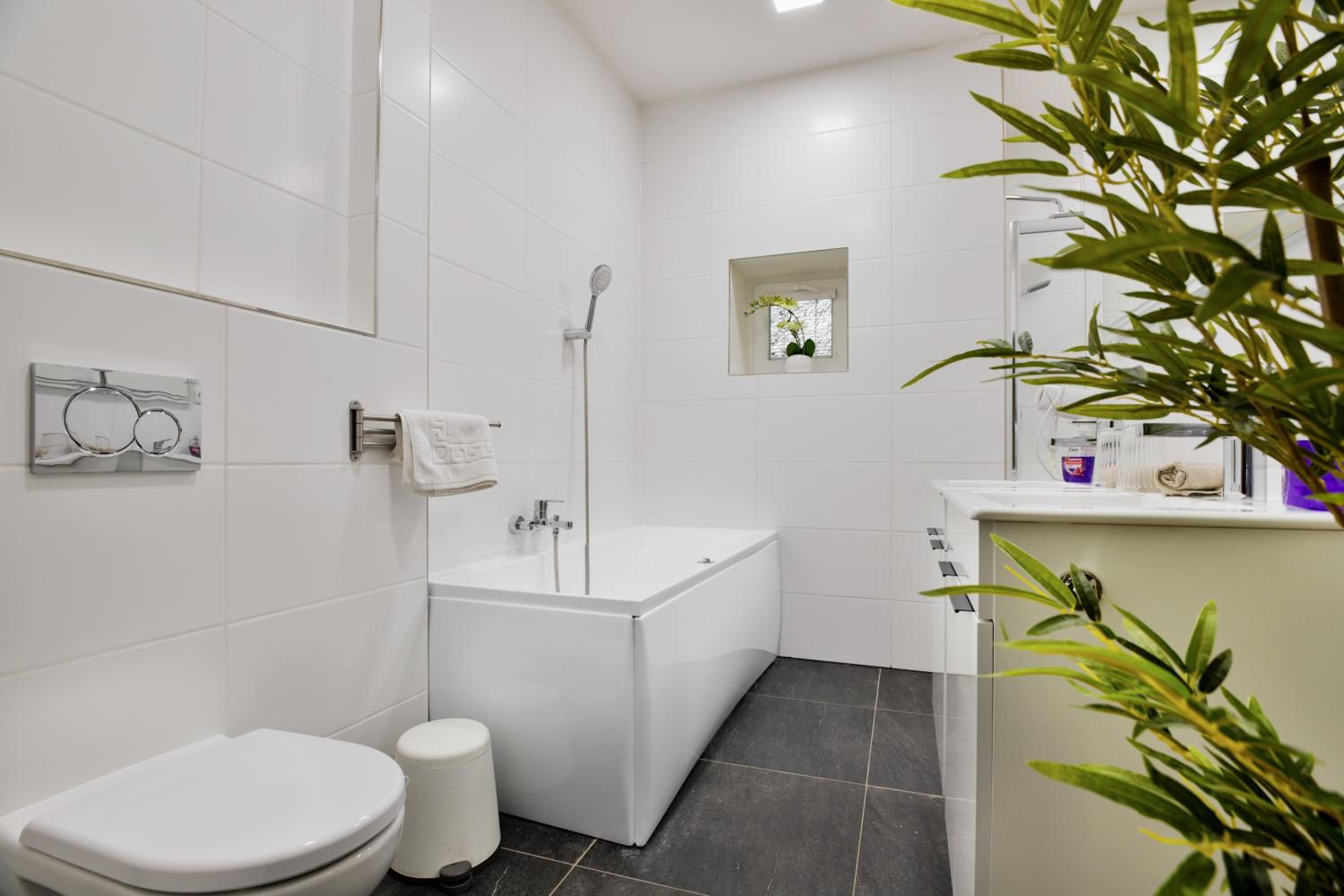 Two-Bedroom Apartment - Photo 14