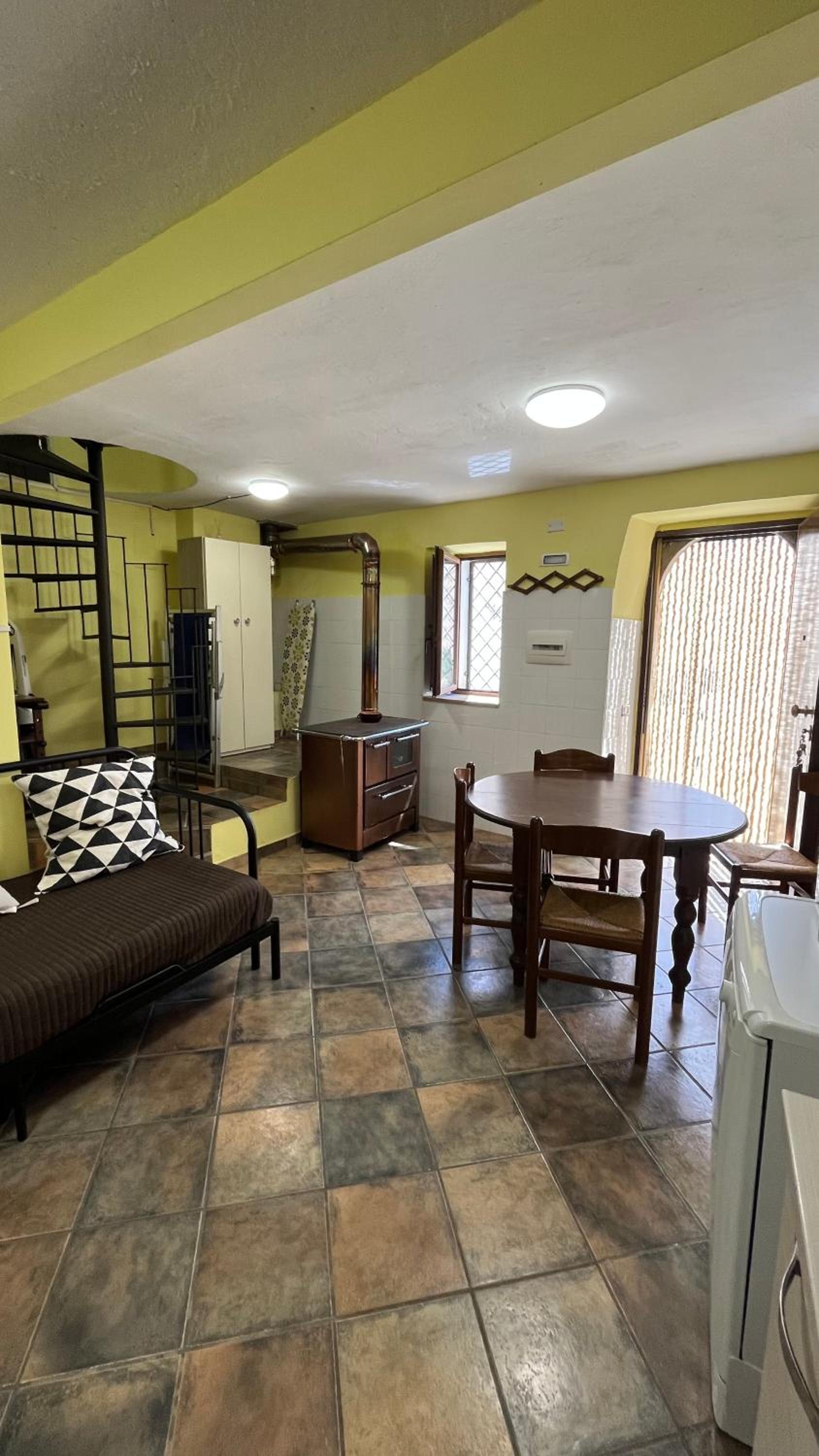 One-Bedroom House photo 2