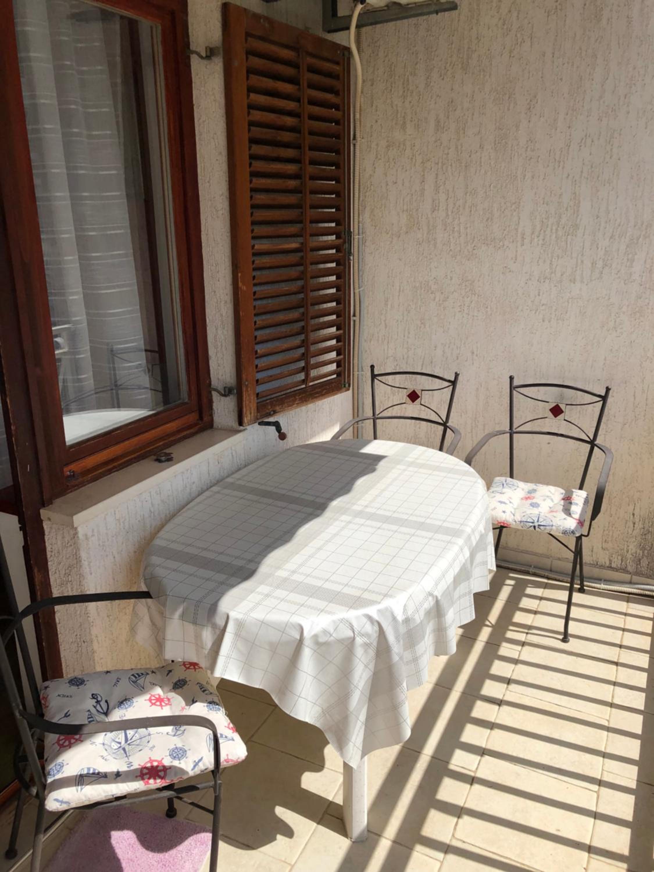 Apartment with Garden View photo 3