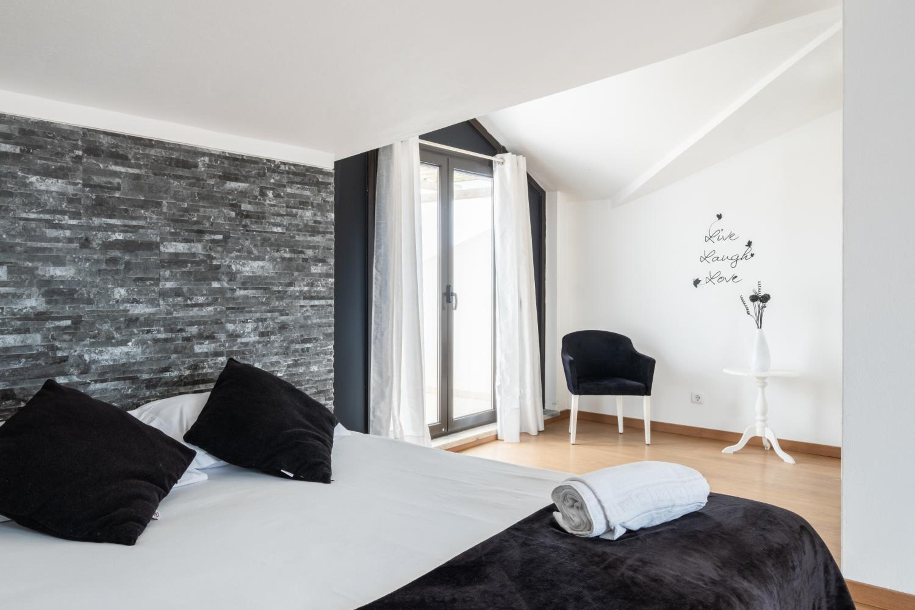 Double Room with Balcony photo 2