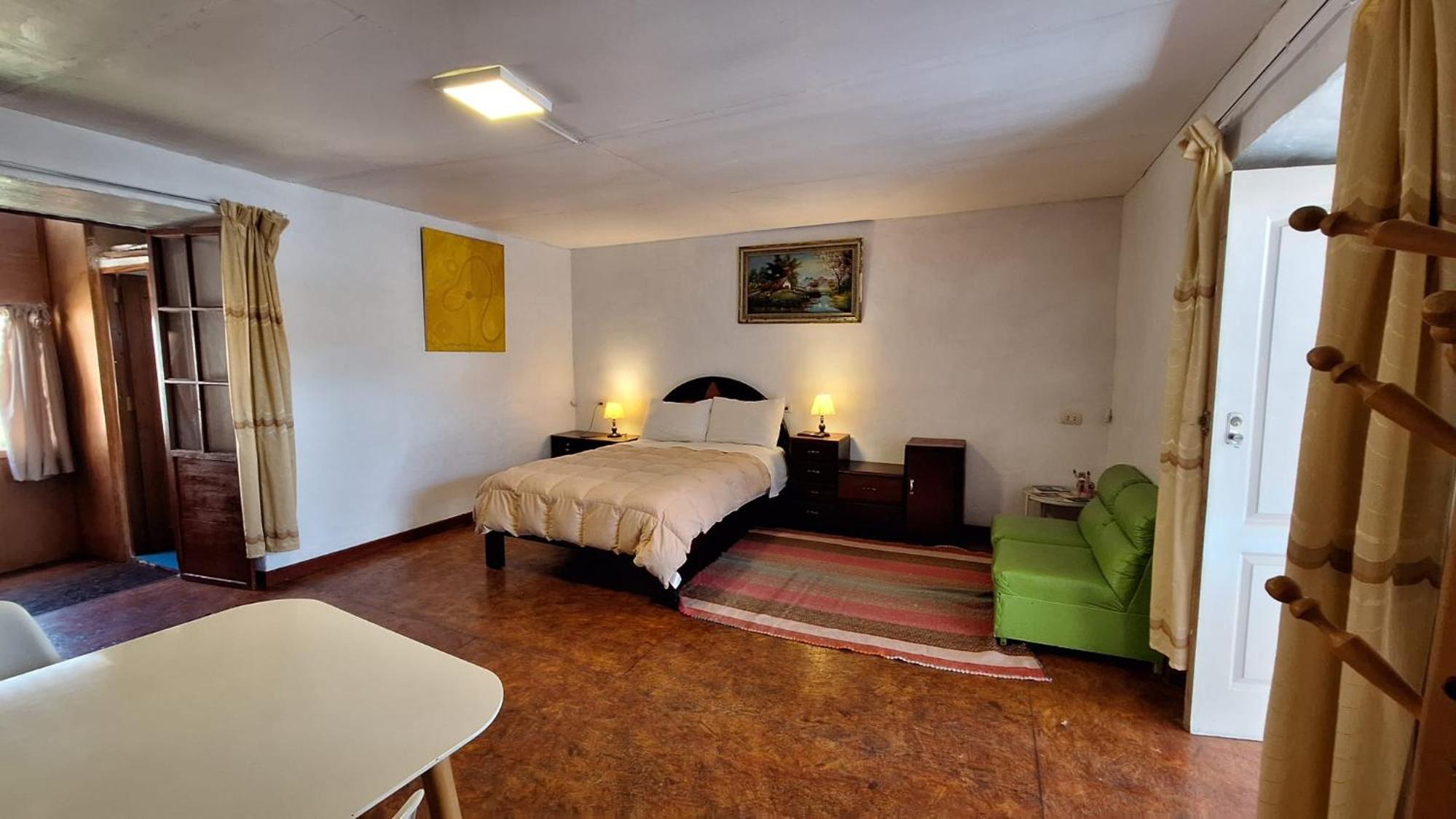 Deluxe Double Room with Balcony photo 3