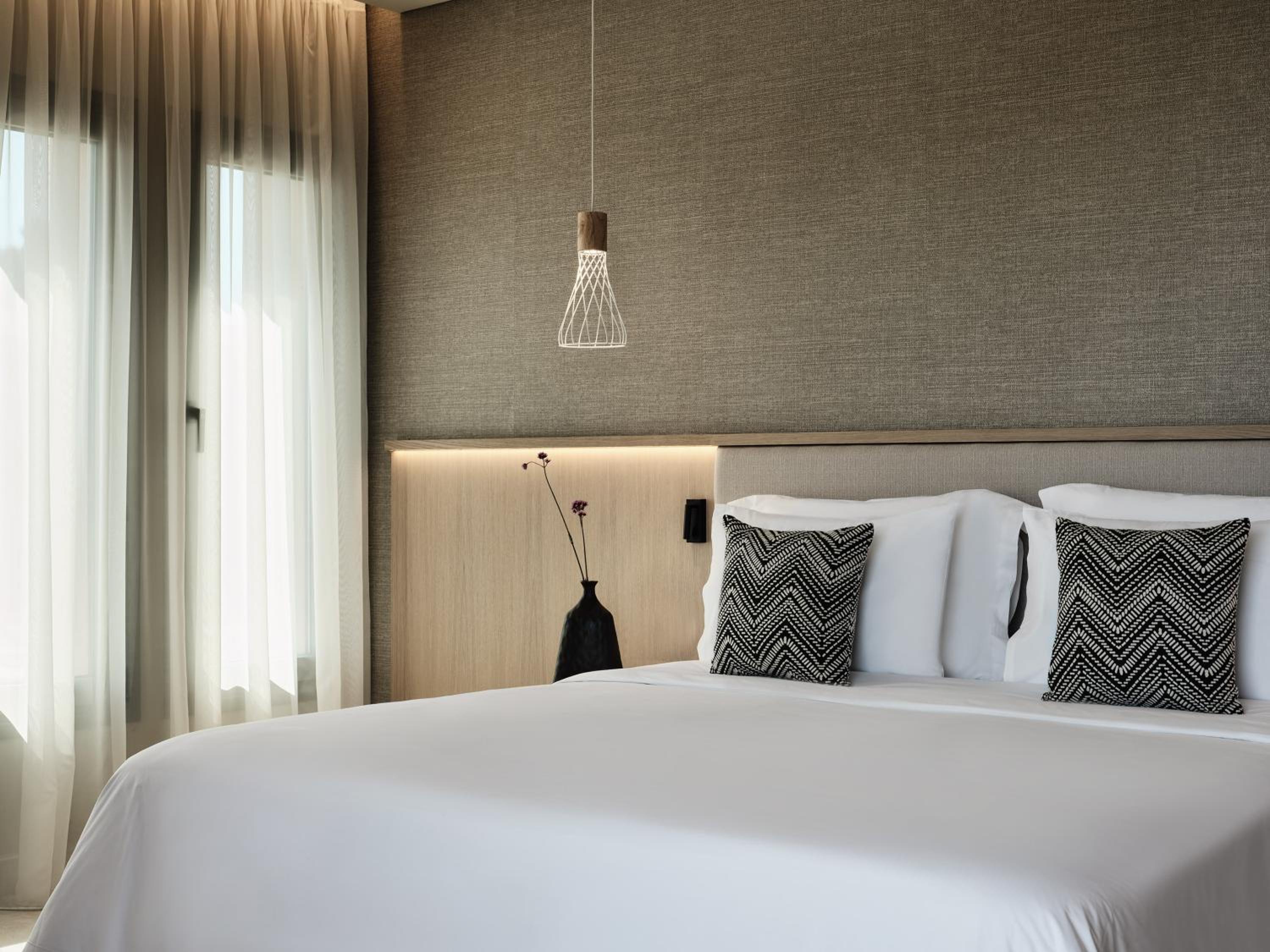 Deluxe Double Room with Sea View - Photo 1