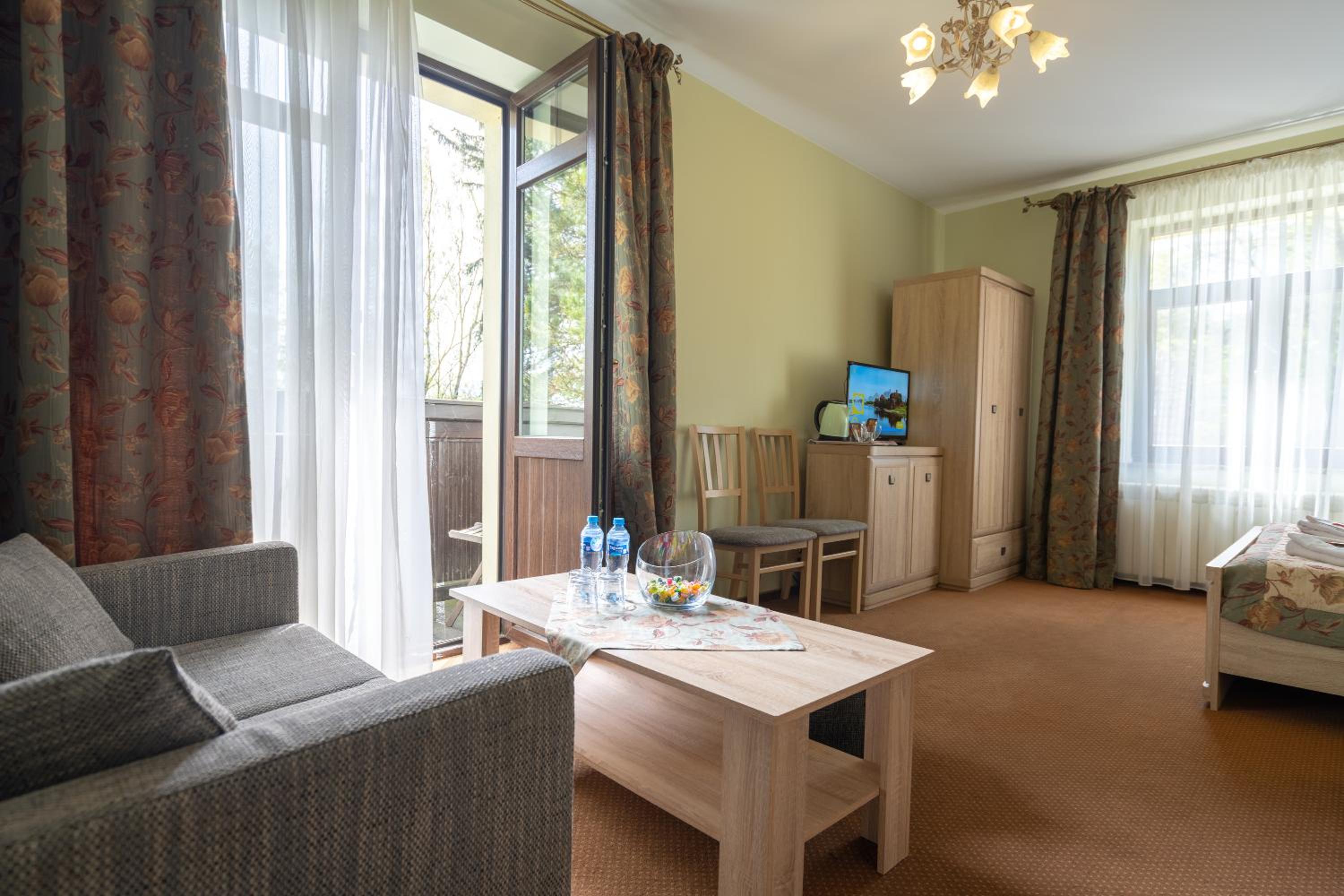 Triple Room with Private Bathroom