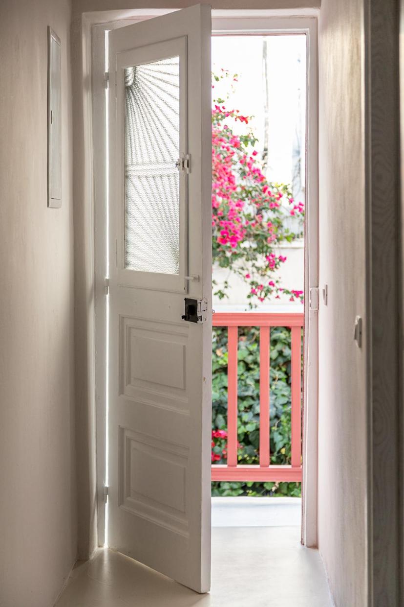 Deluxe Double Room with Balcony photo 3