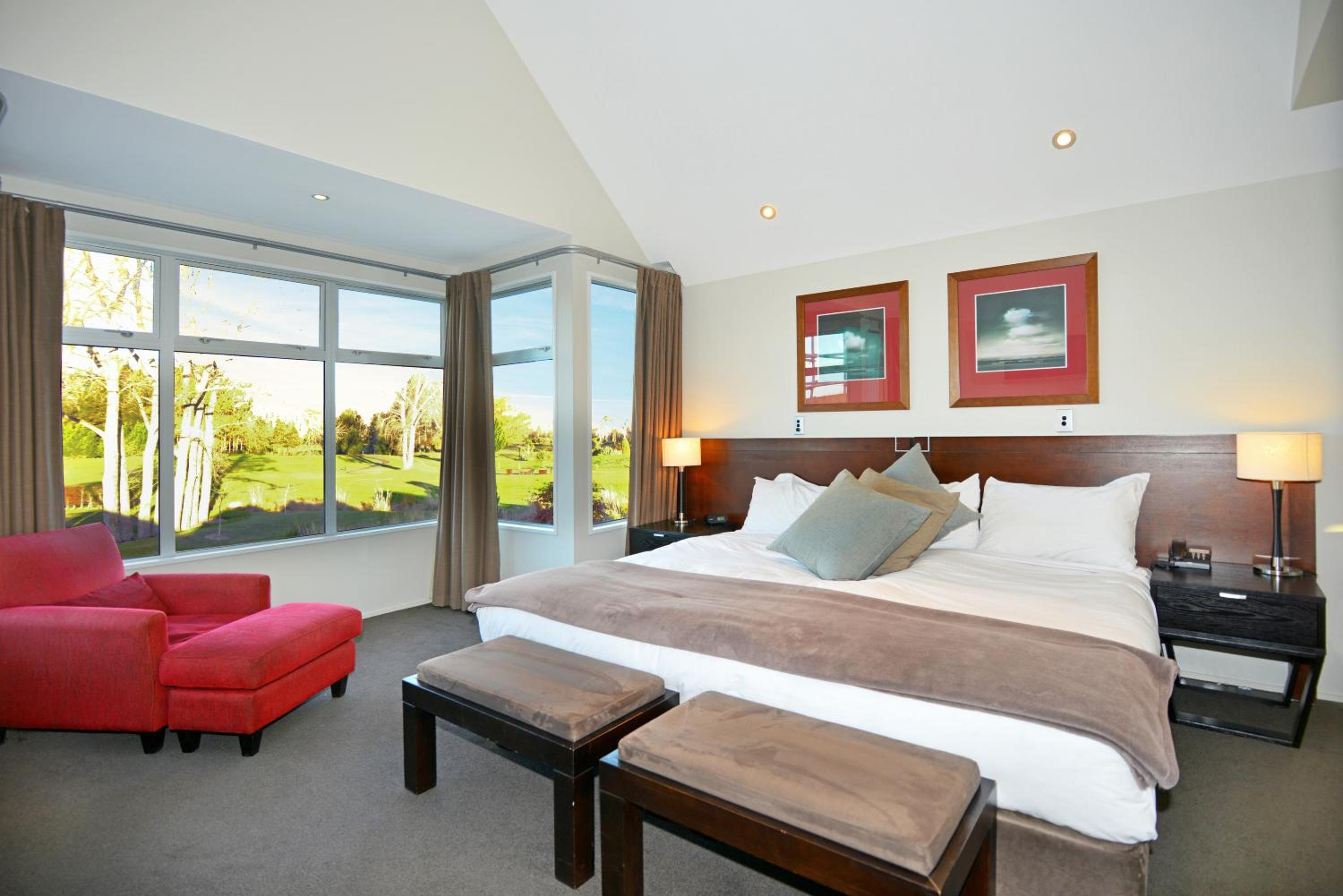 Garden View Suite thumbnail 5