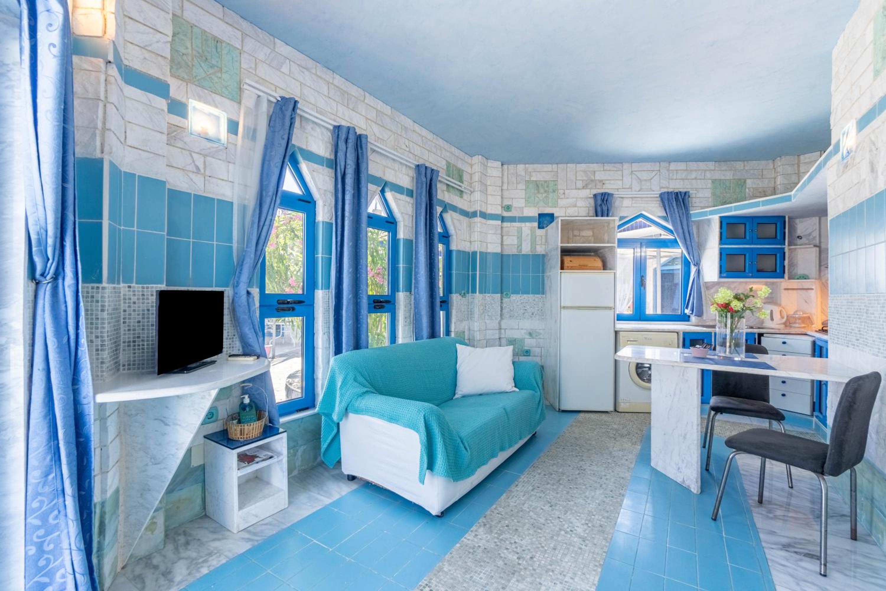 Superior One-Bedroom Apartment with Balcony photo 1