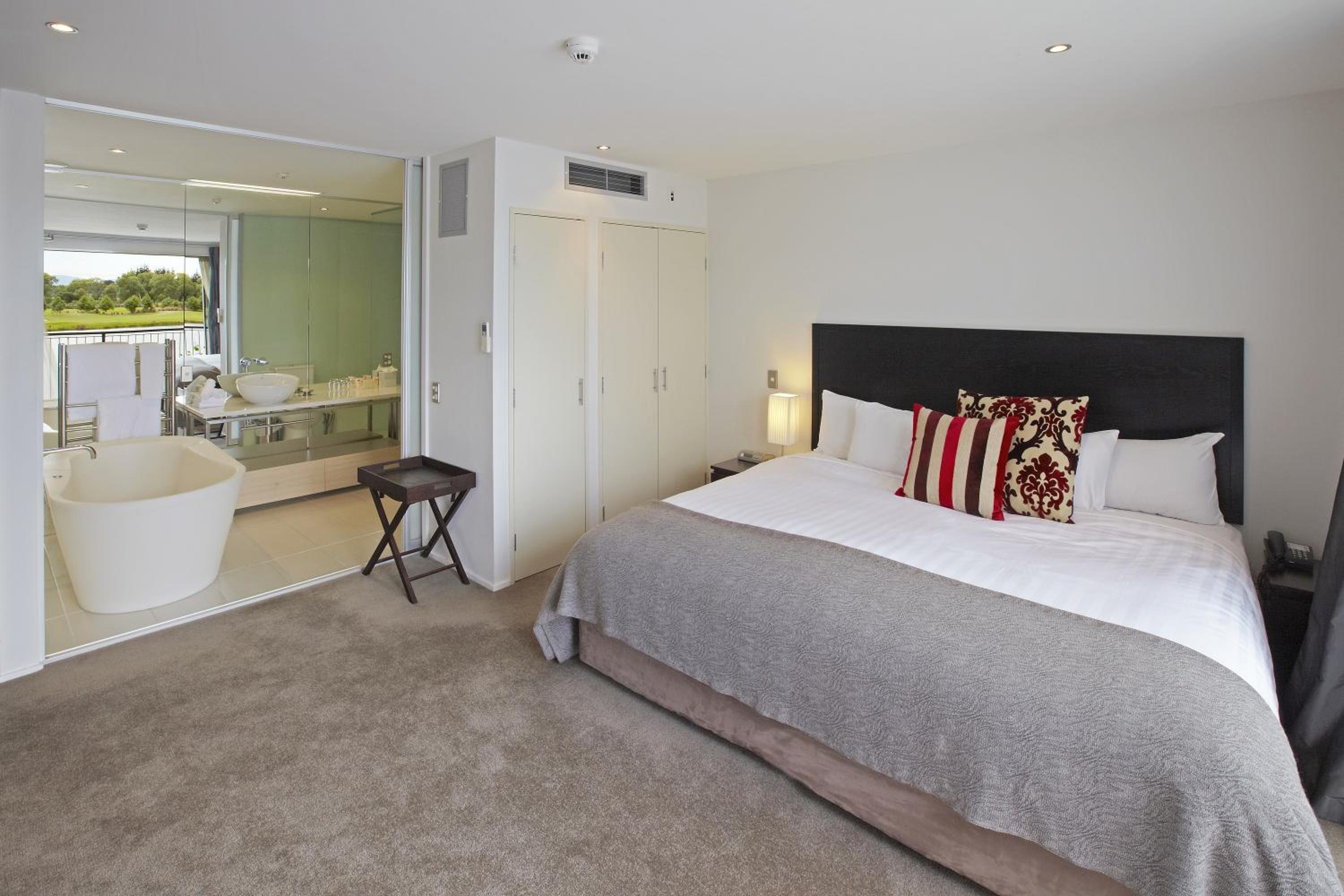 Quay villa thumbnail 5