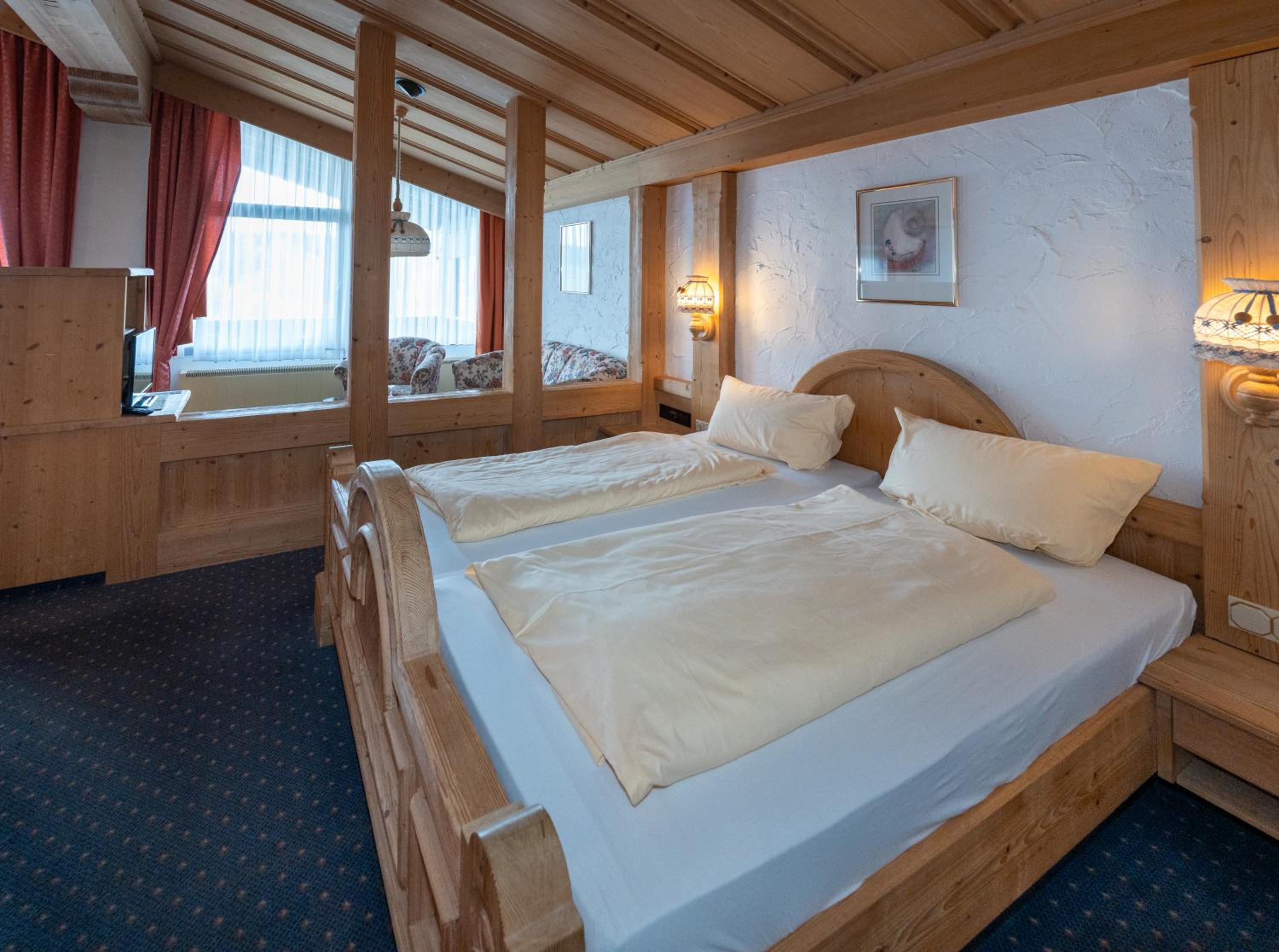 Suite with Lake View photo 1