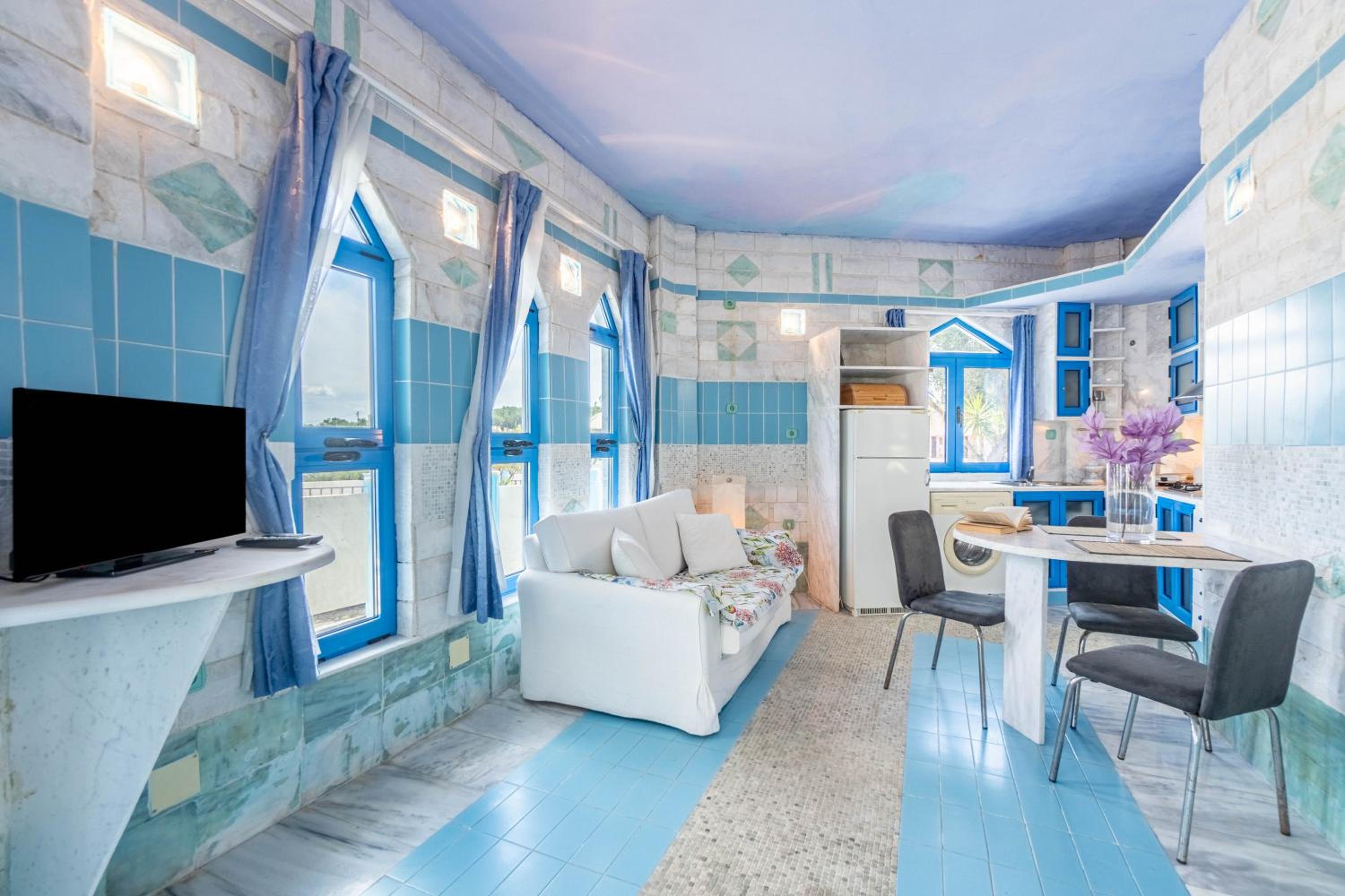 Superior One-Bedroom Apartment with Balcony photo 1