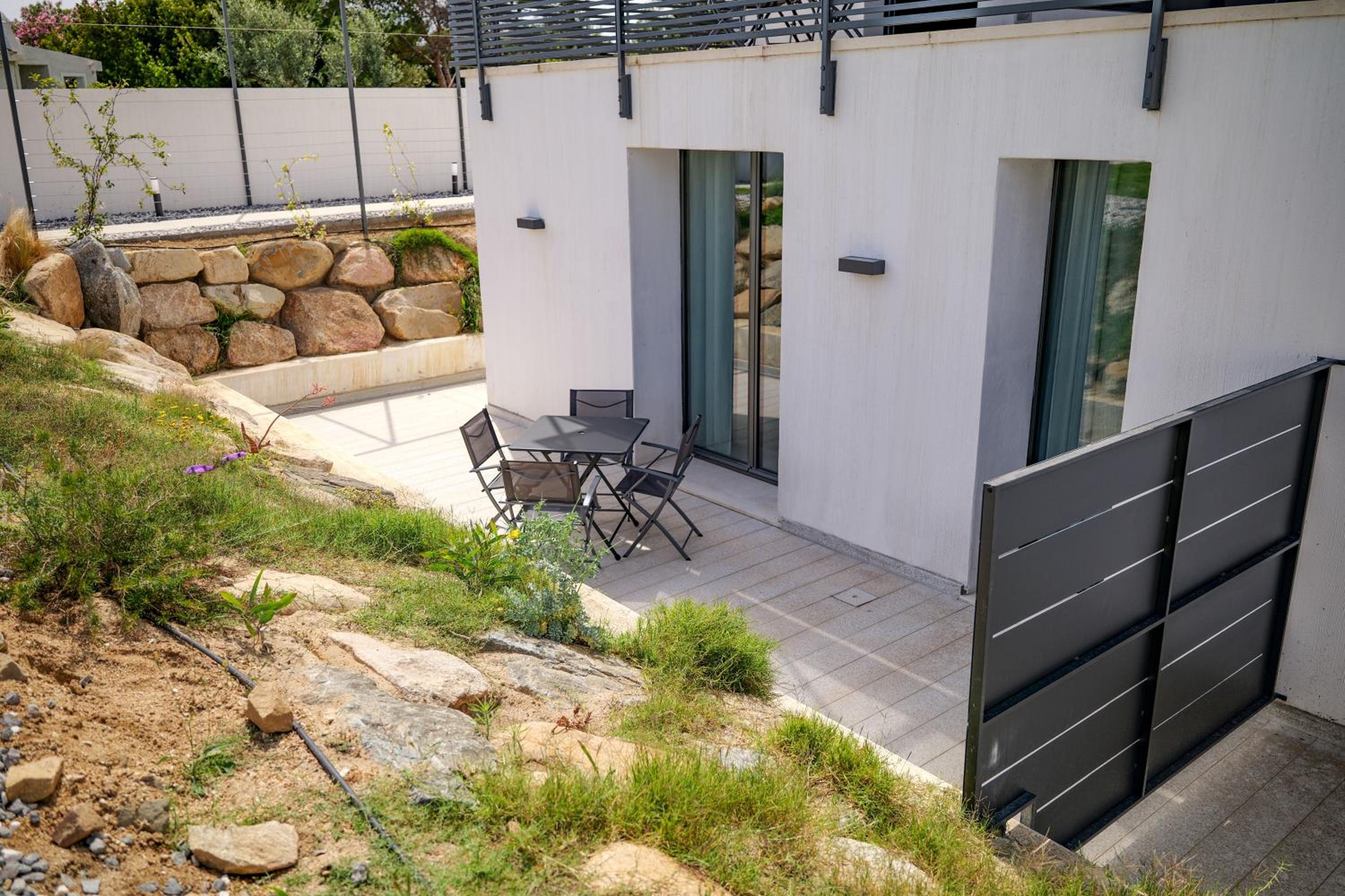 Studio with Garden View photo 2