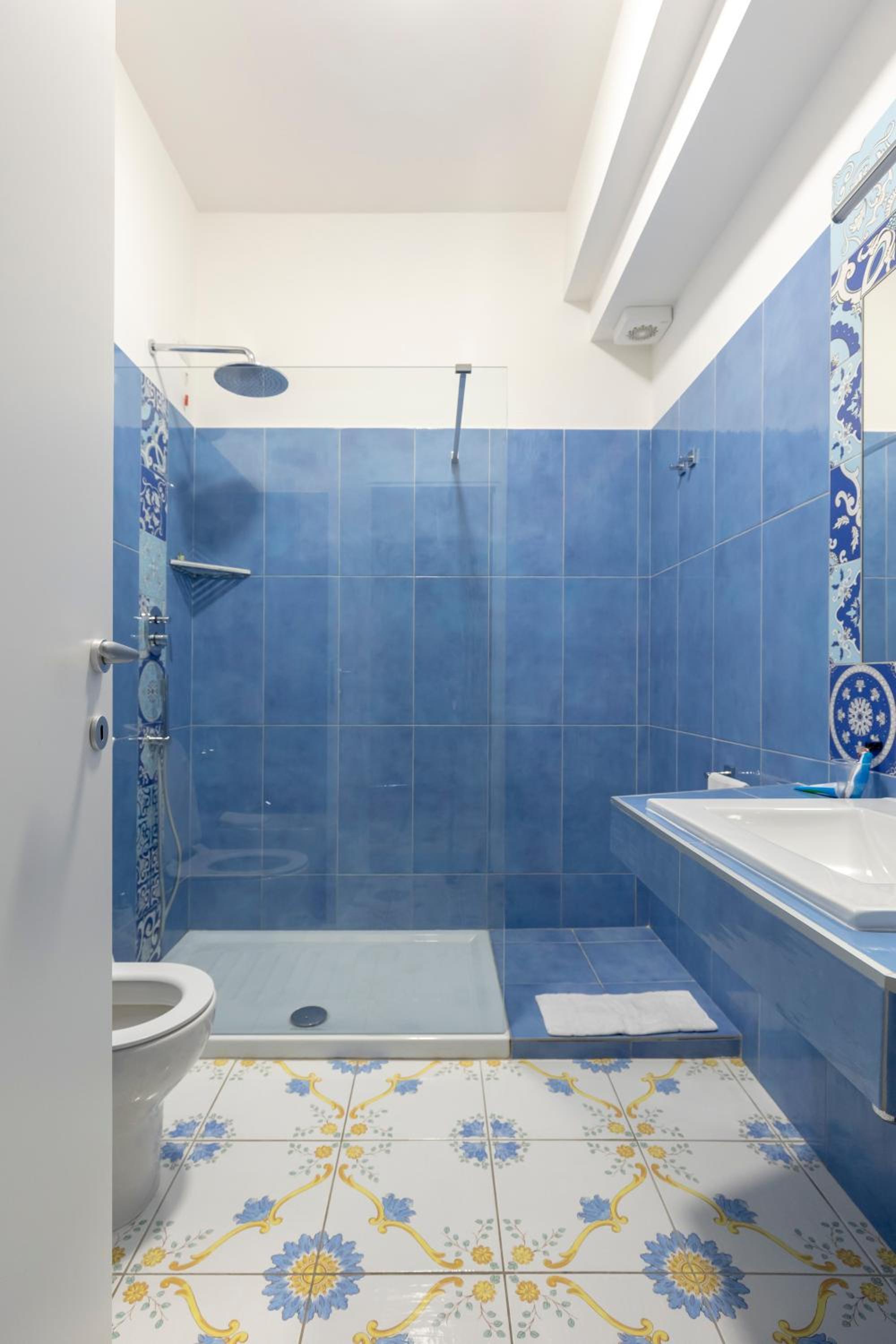 Superior Double or Twin Room - Photo 7