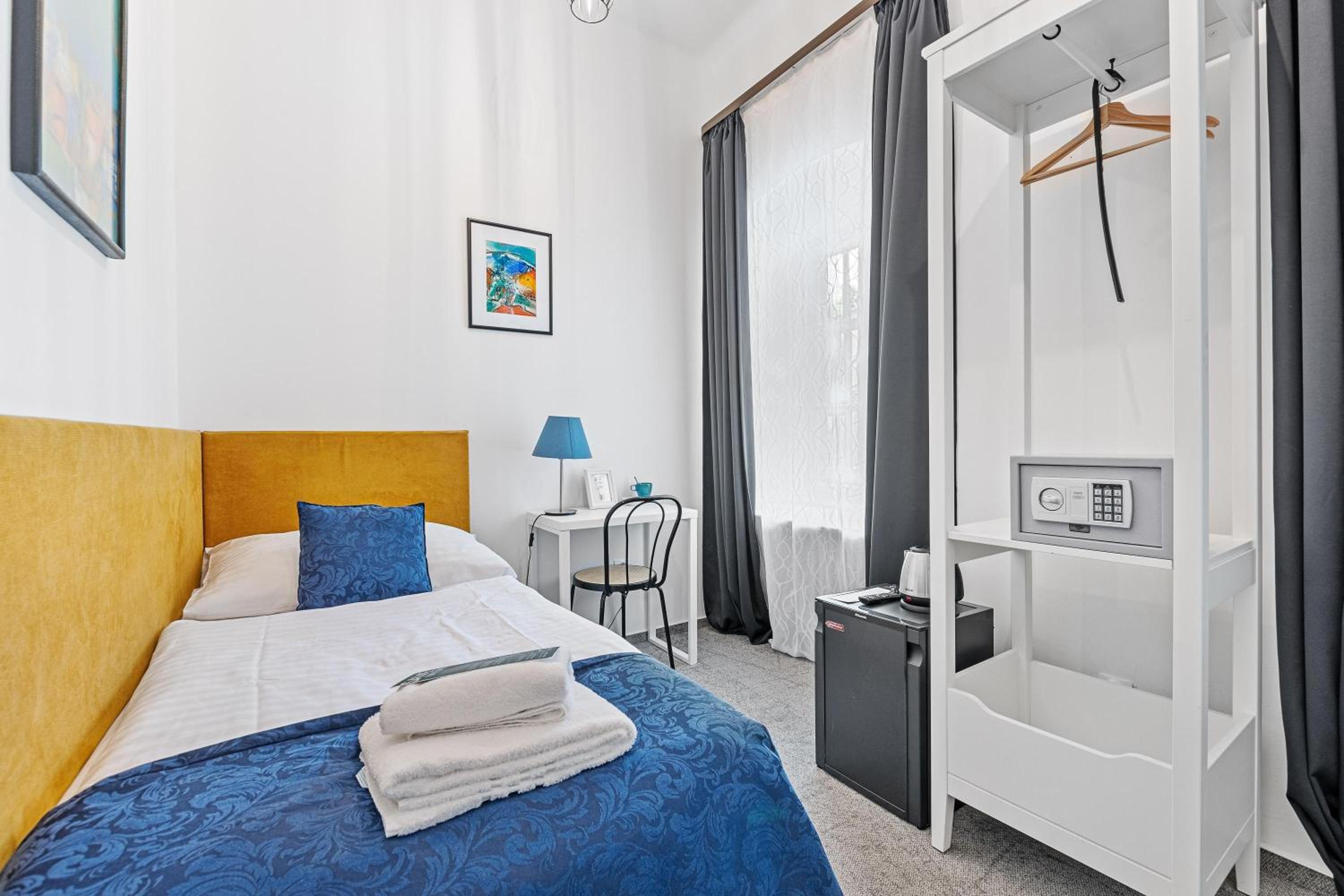 Single Room