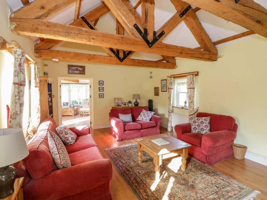 Three-Bedroom House photo 1