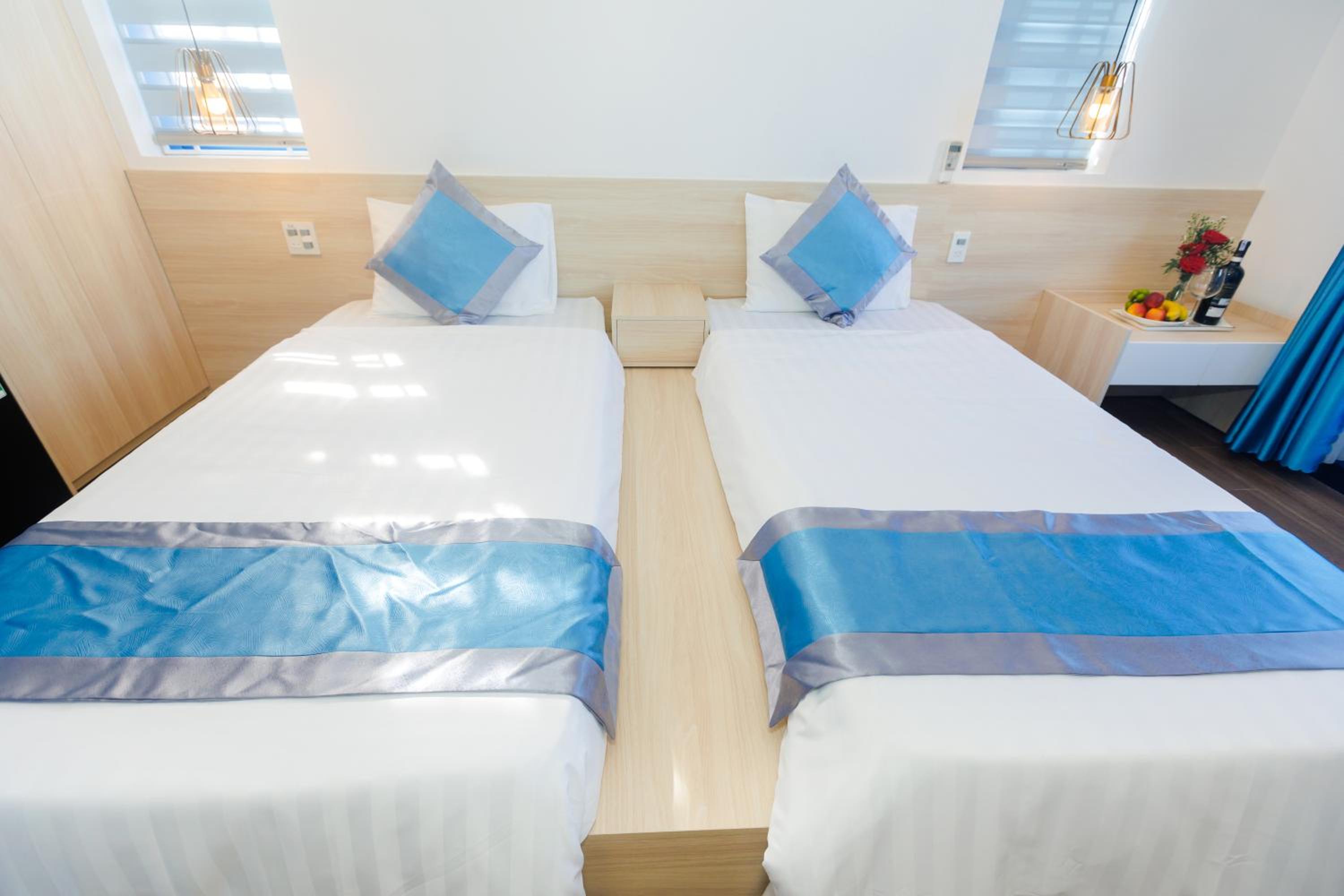 Deluxe Double or Twin Room with Sea View