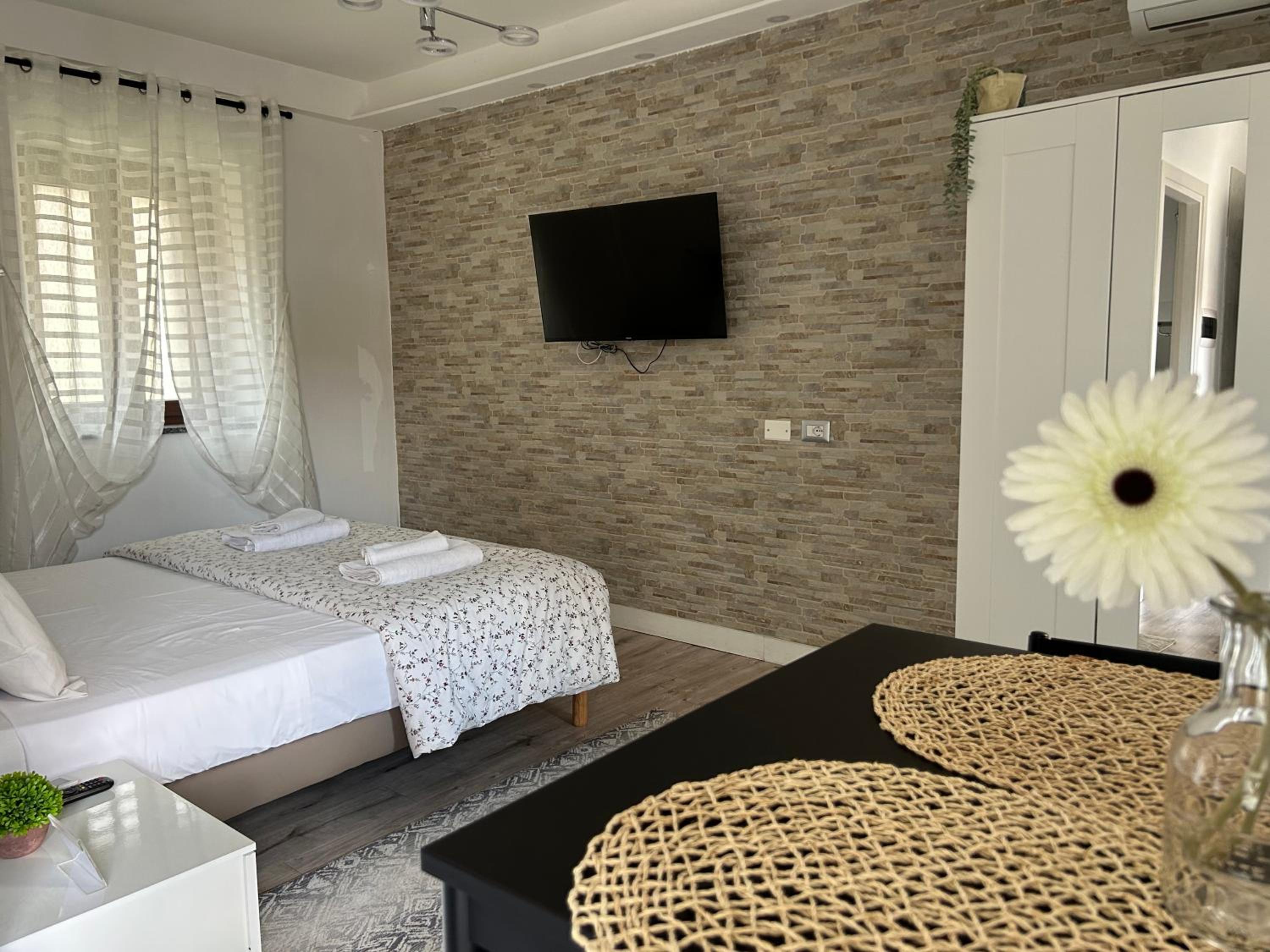Apartment - Ground Floor photo 1
