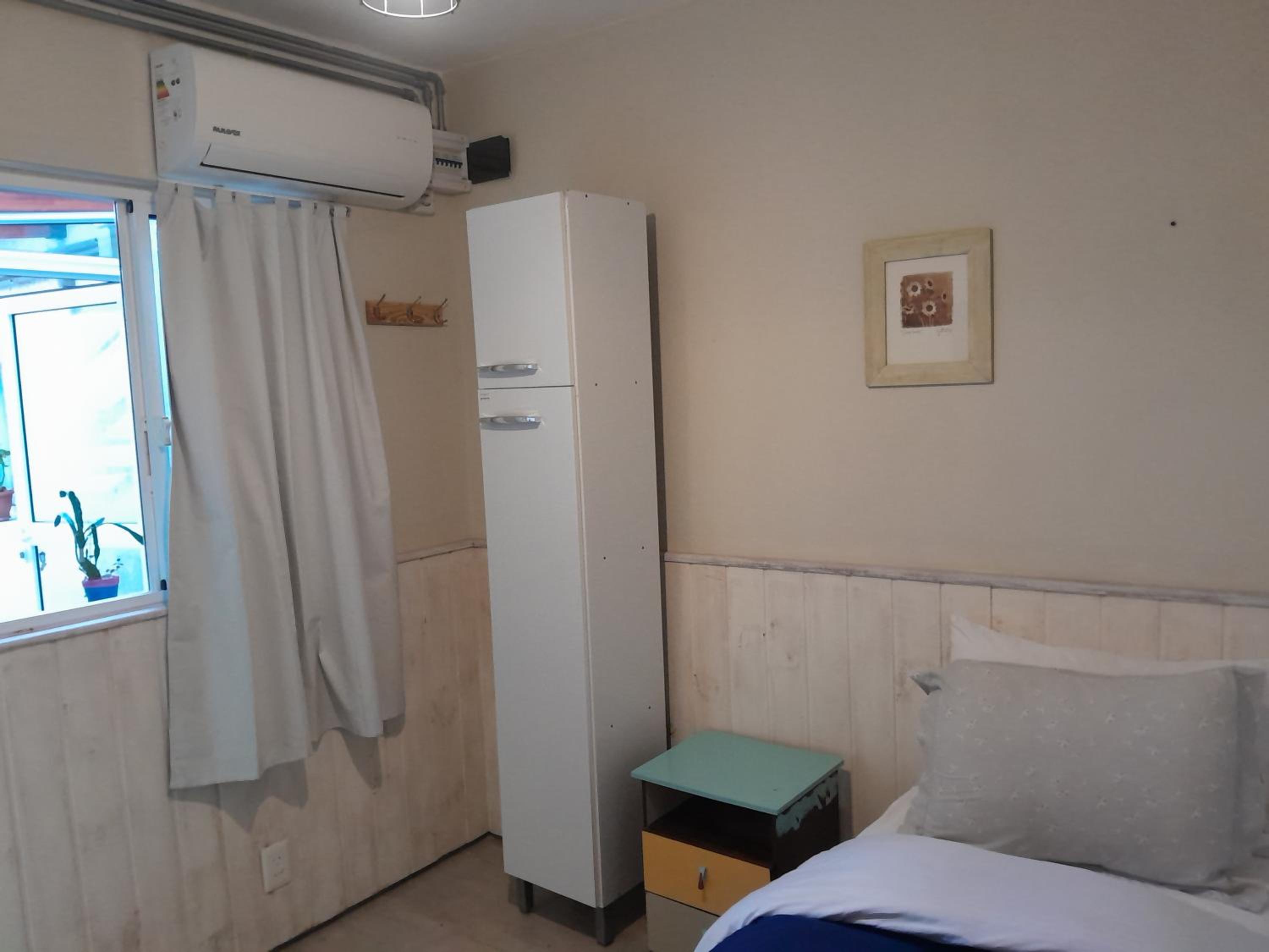 Standard Double Room with Shared Bathroom photo 3