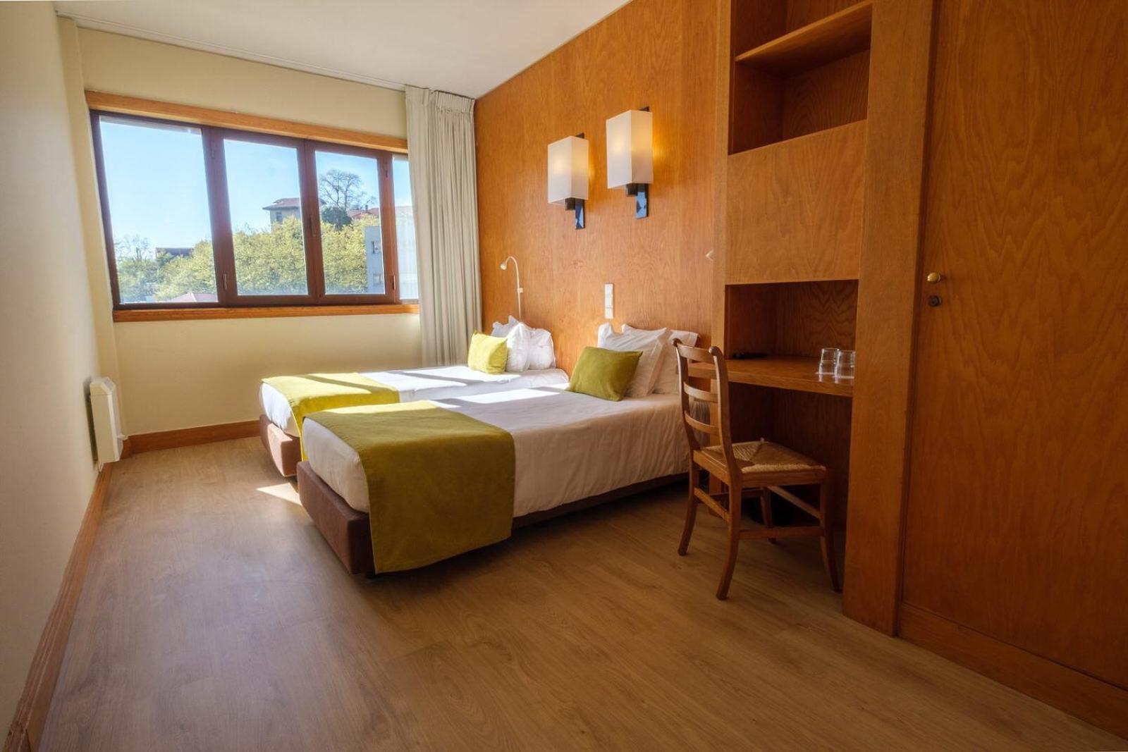 Superior Double or Twin Room with Sea View - Photo 10