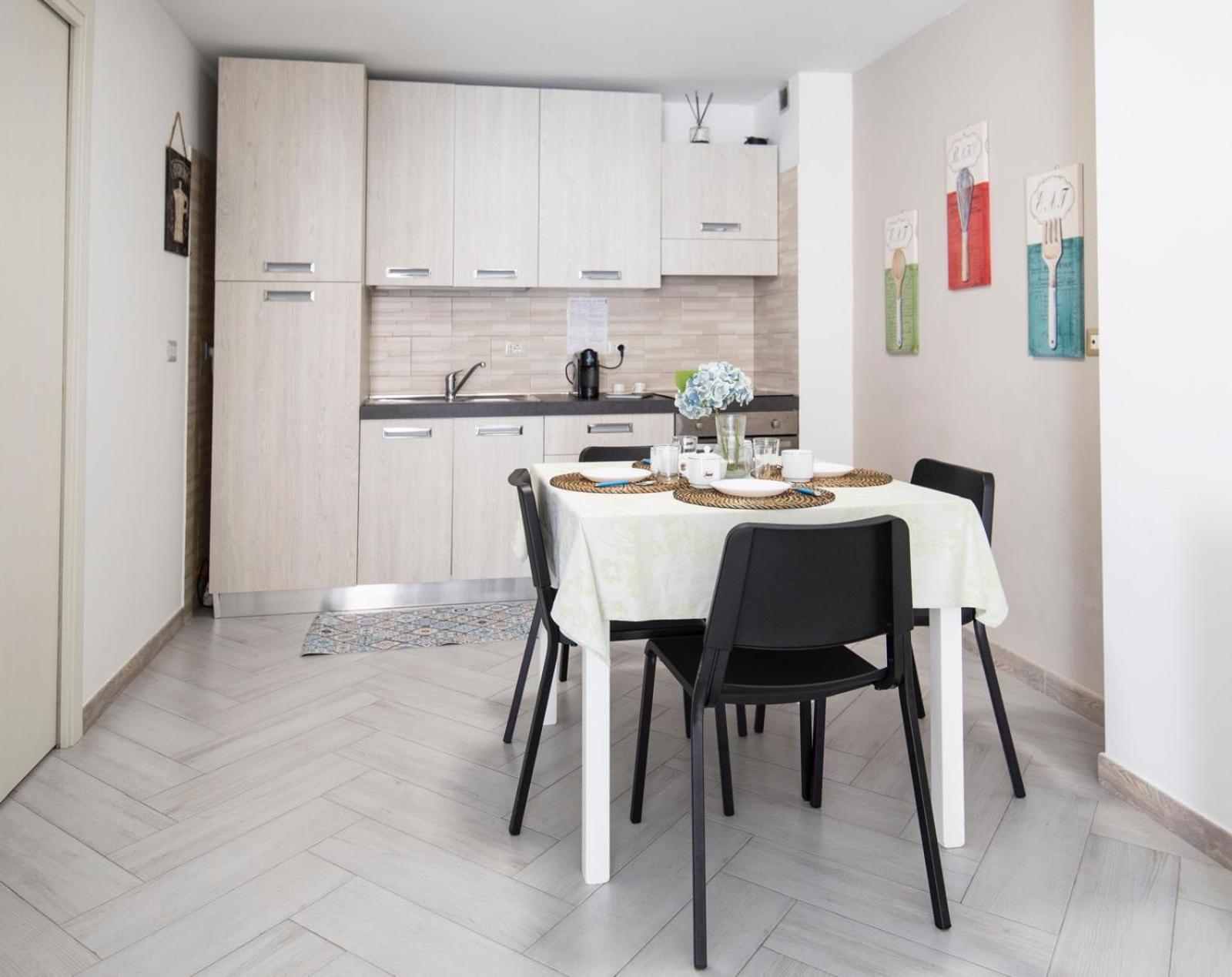Apartment - Split Level photo 2