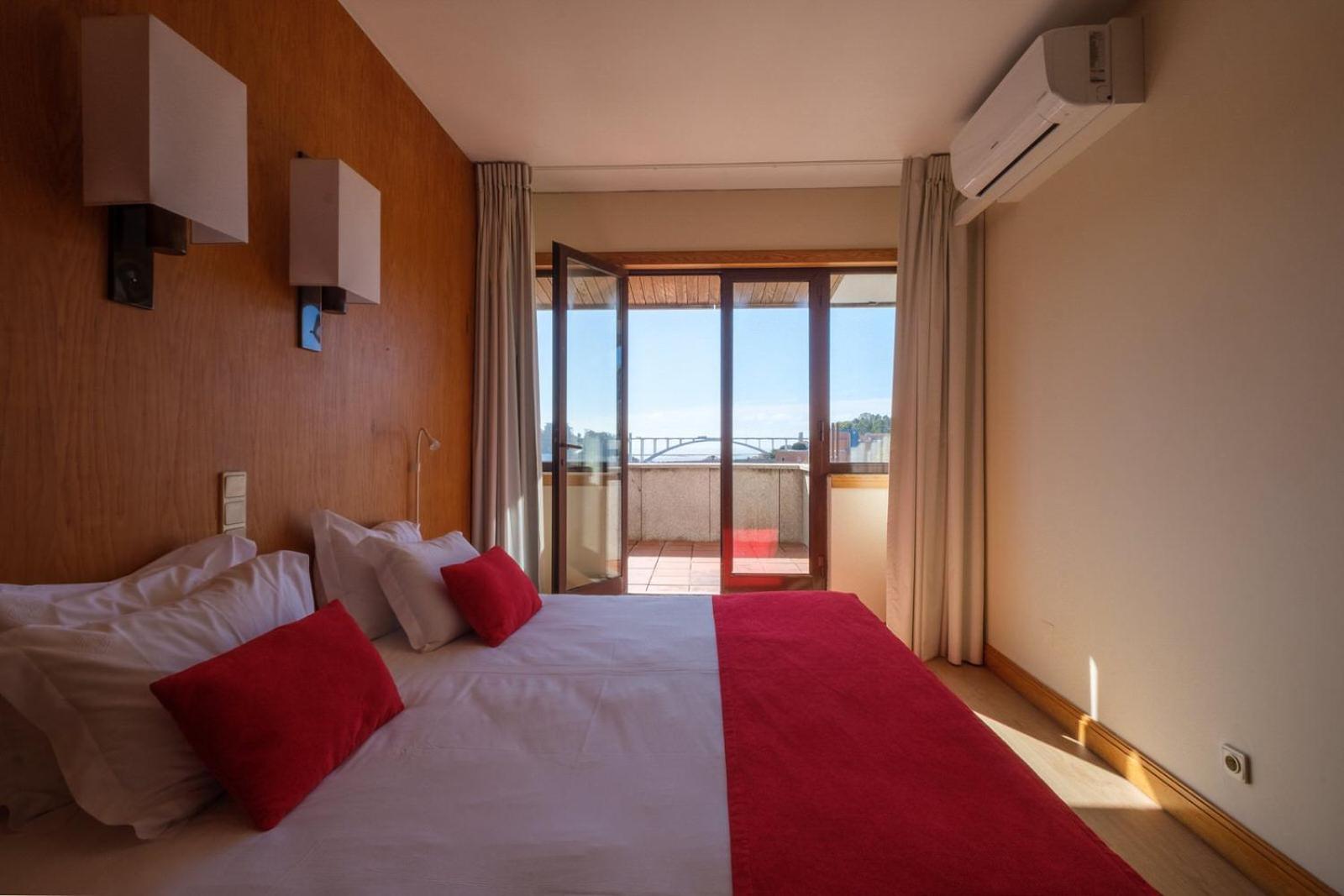 Twin Room with Terrace - Photo 9