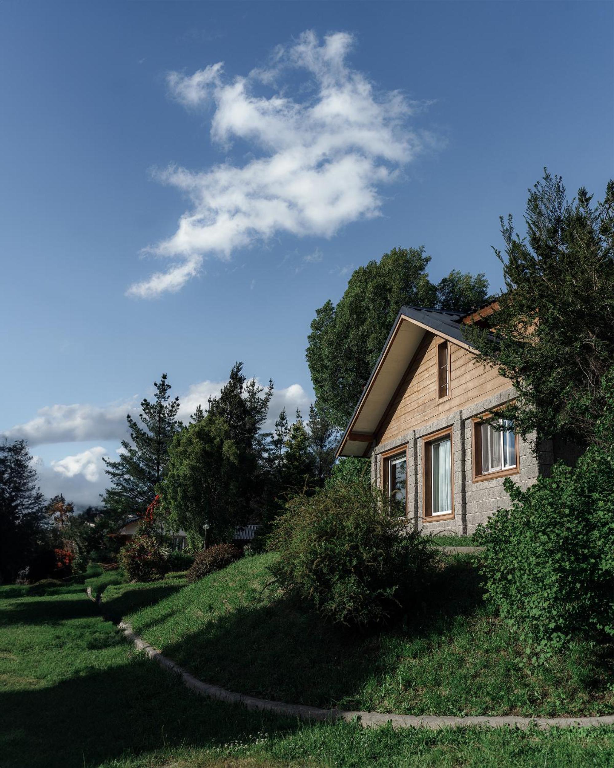 Four-Bedroom House photo 2