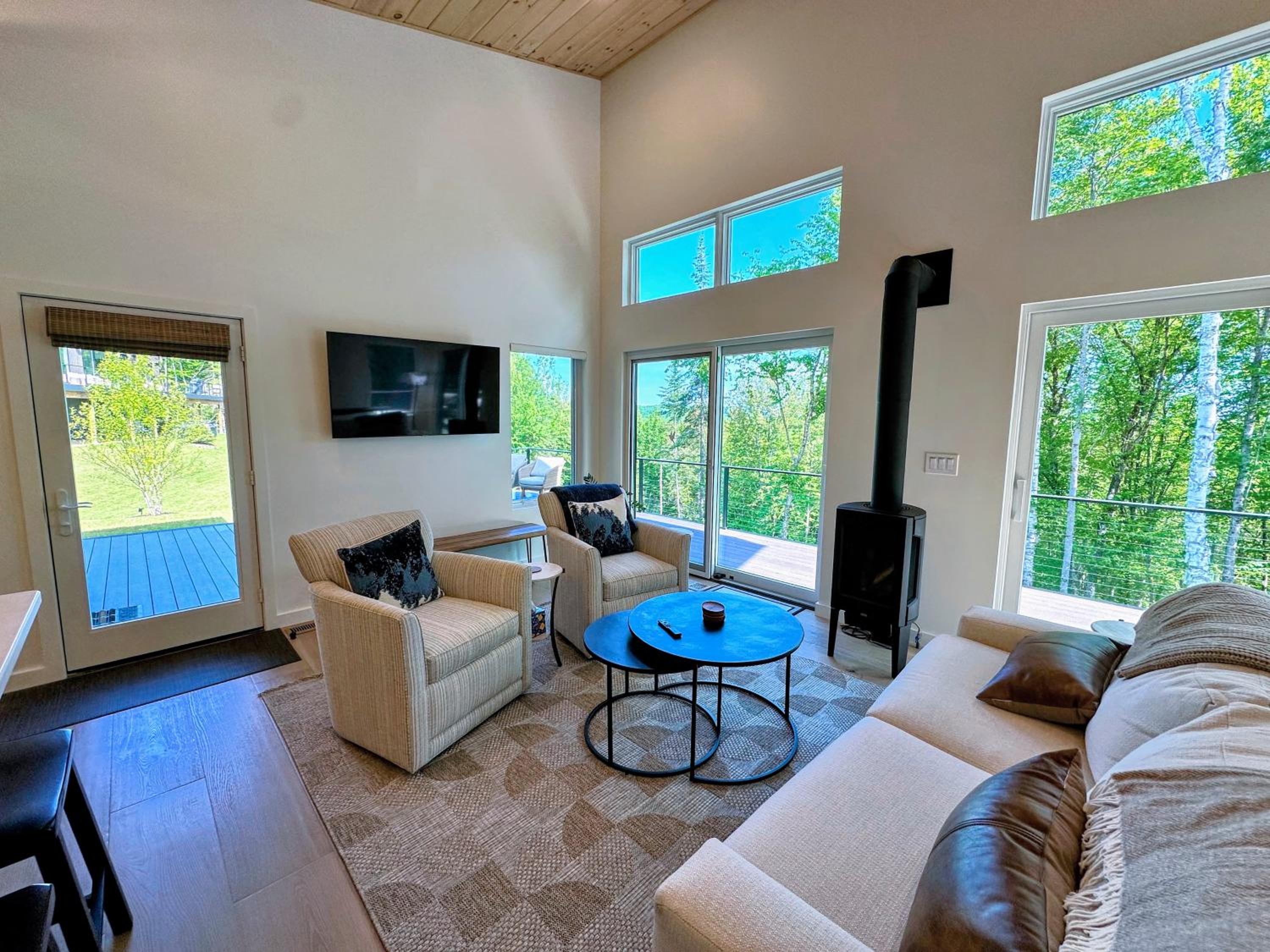 Villa photo 2