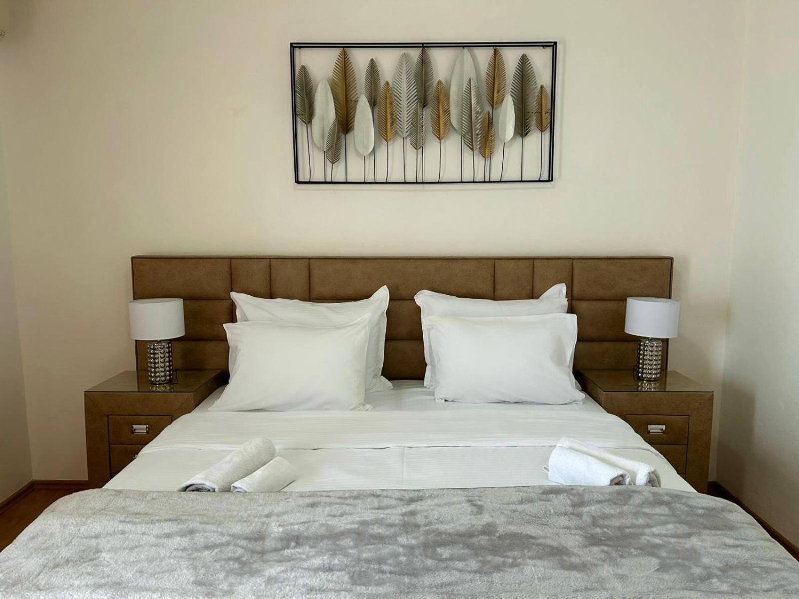 Double Room with Mountain View - Photo 1