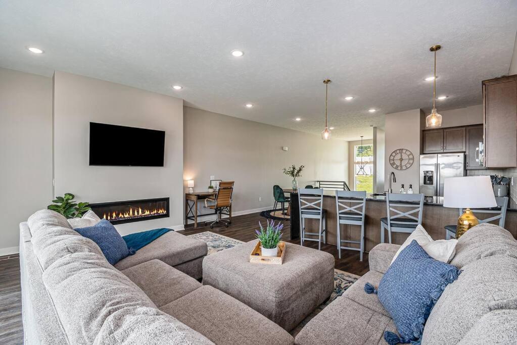 Two-Bedroom Townhouse photo 1