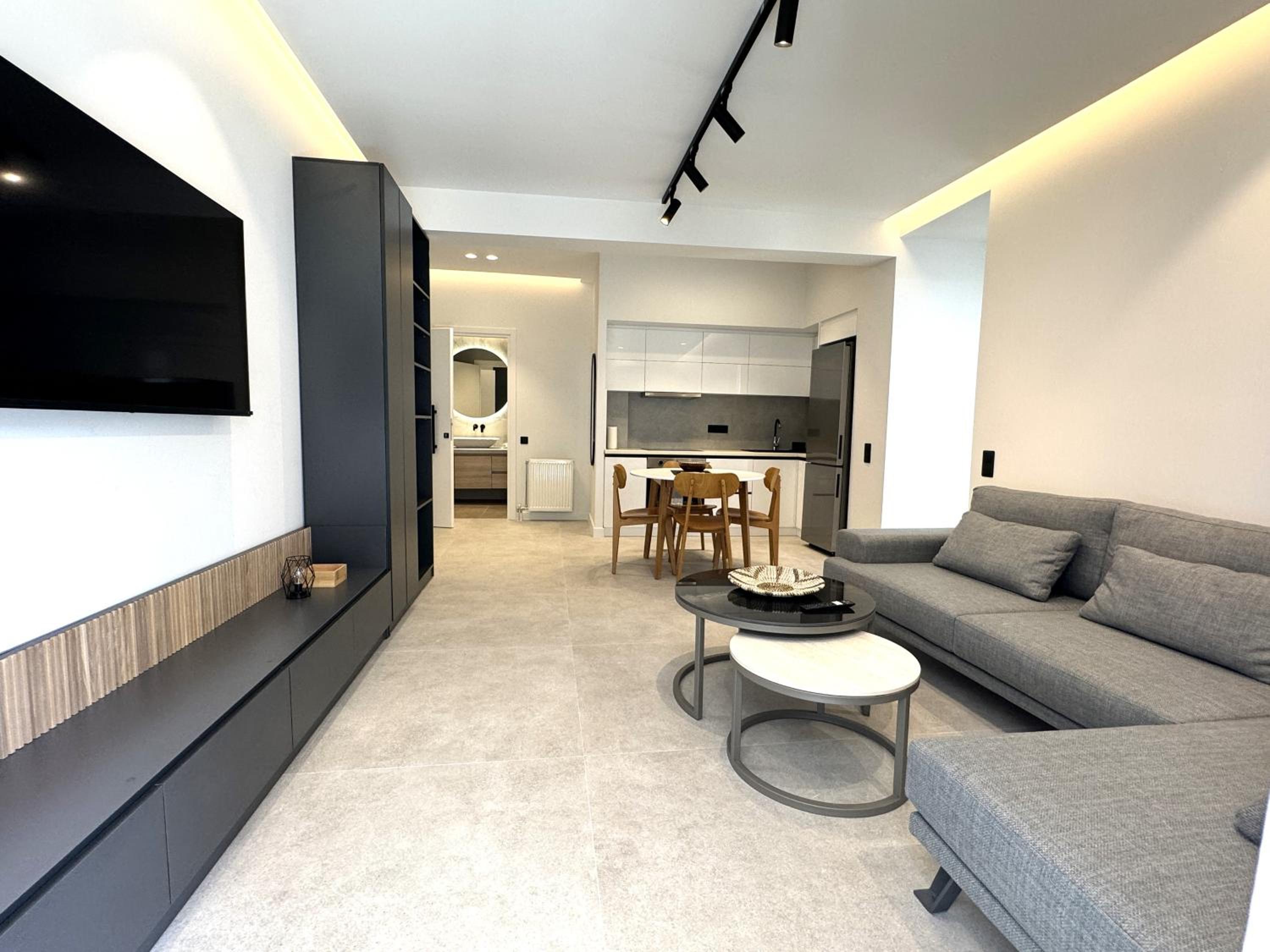 Two-Bedroom Deluxe Apartment photo 1