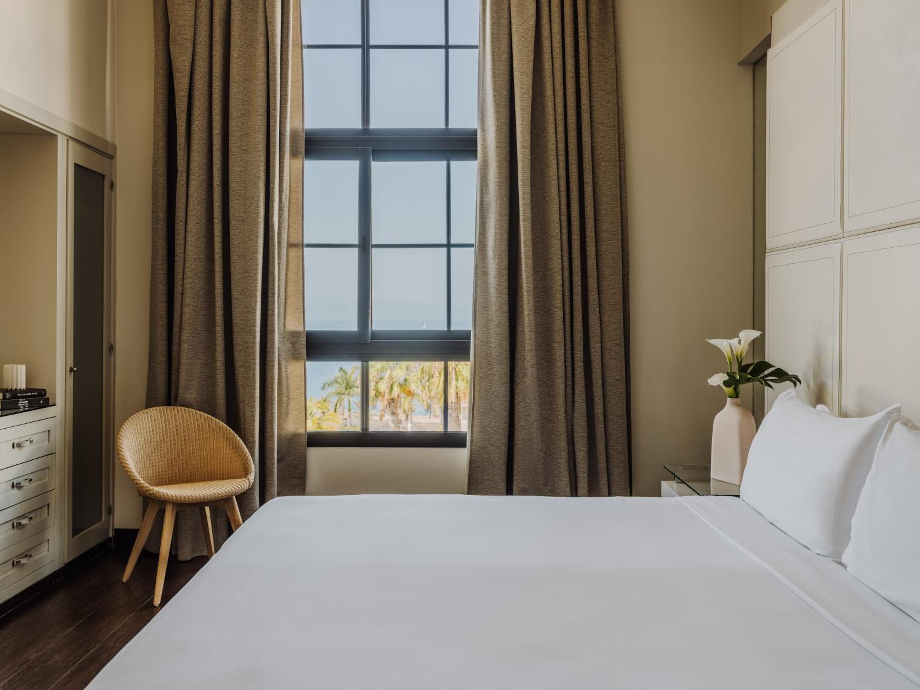 Red Level Suite Ocean View
