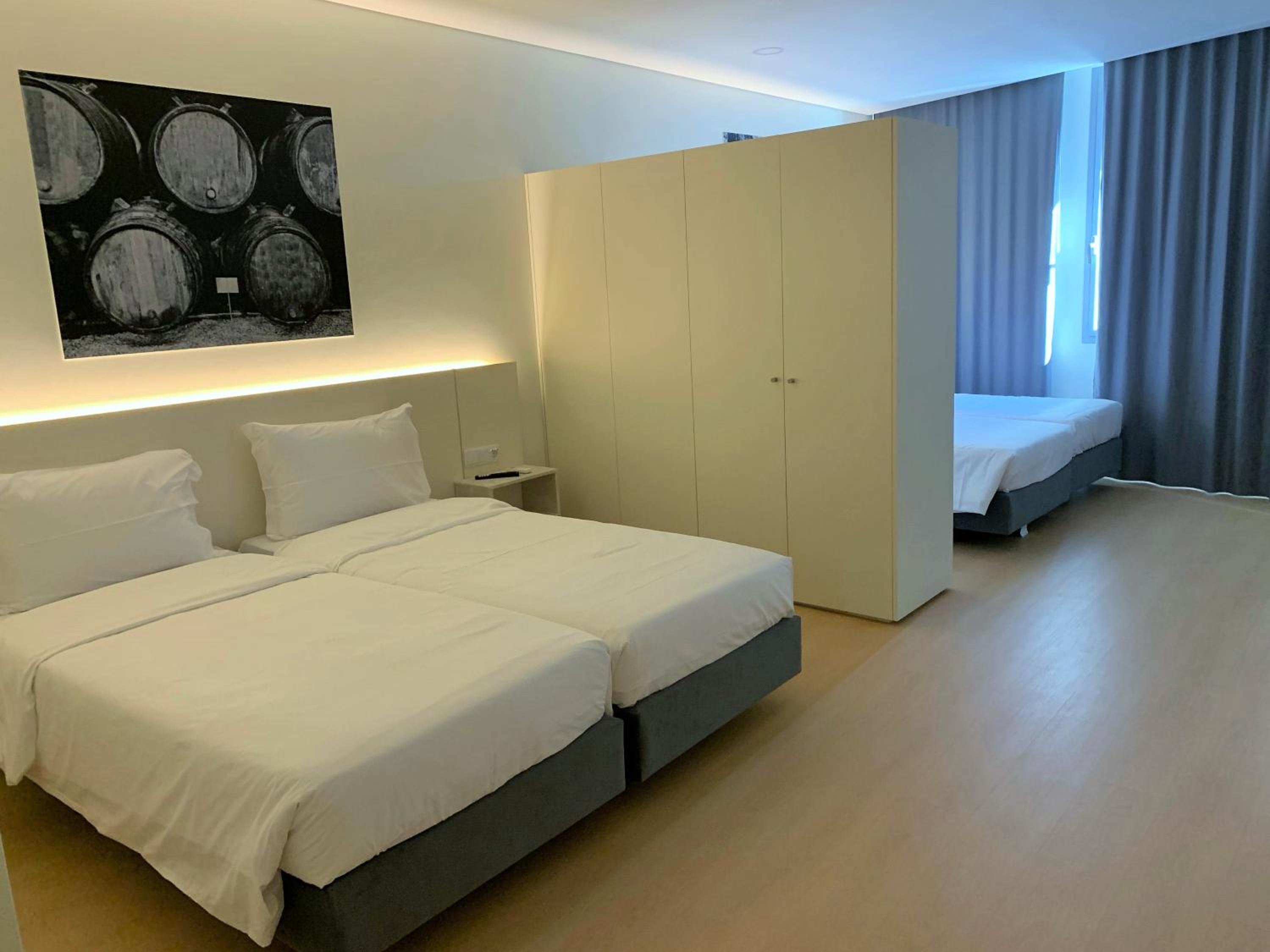 Comfort Quadruple Room - Photo 3