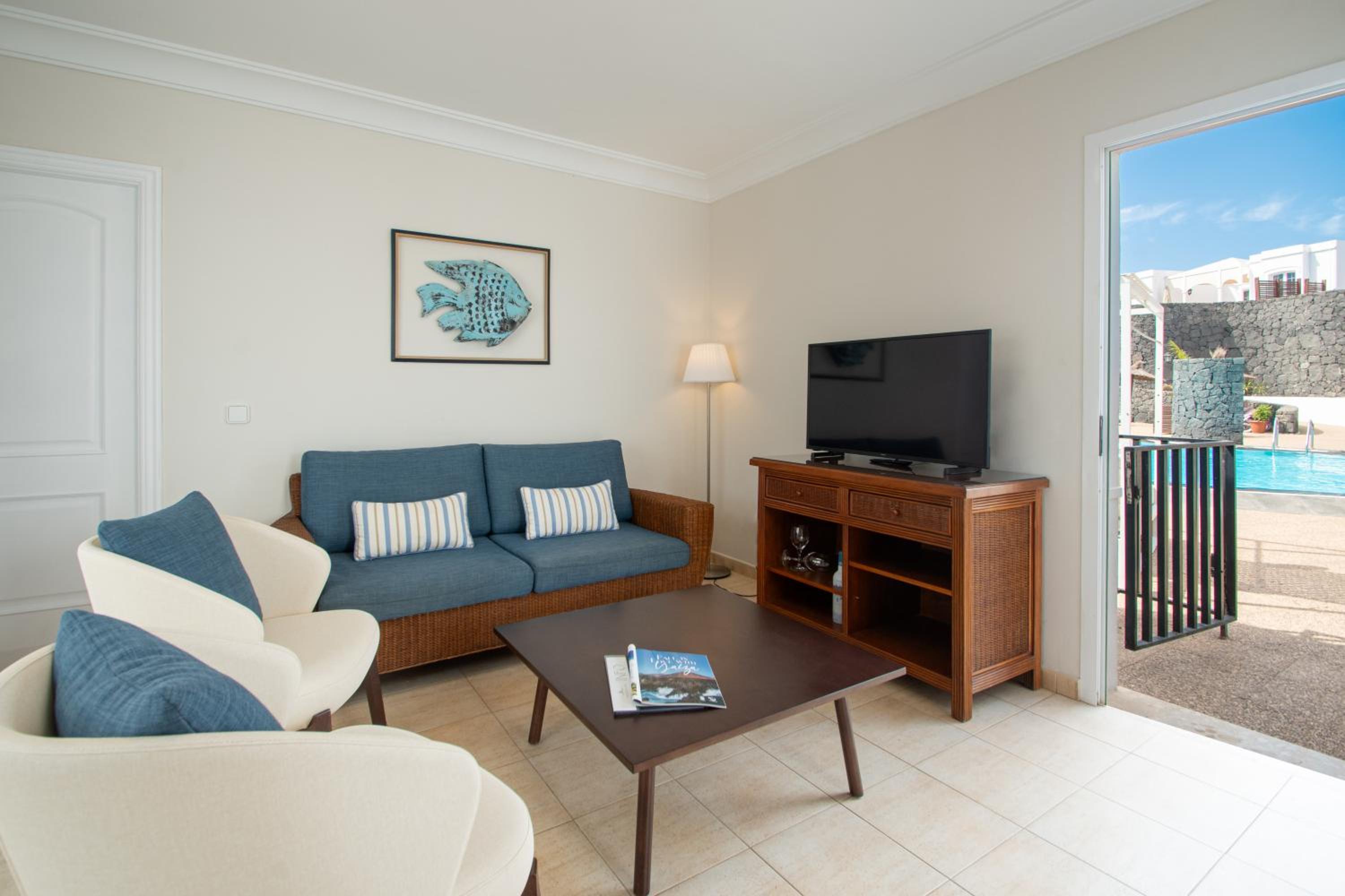 Two-Bedroom Apartment with Bali Bed (2 Adults + 2 Children) photo 2