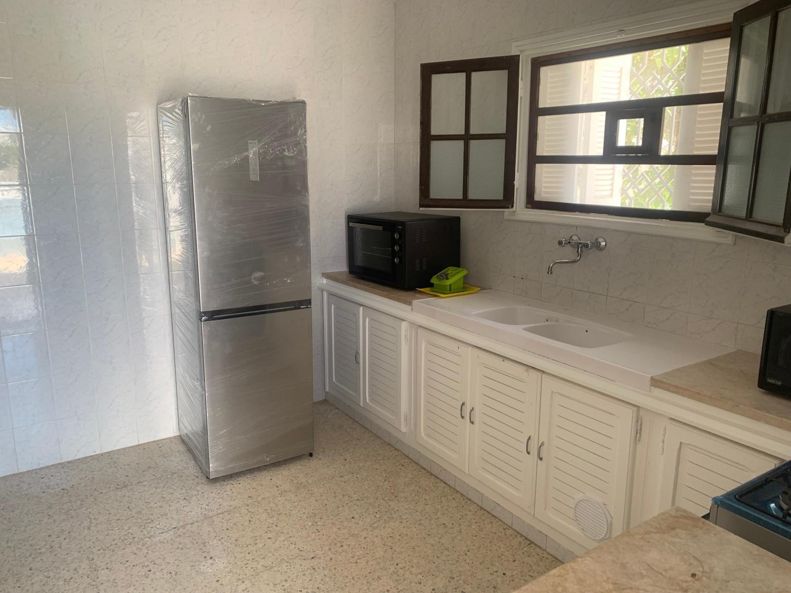 Three-Bedroom Villa photo 2