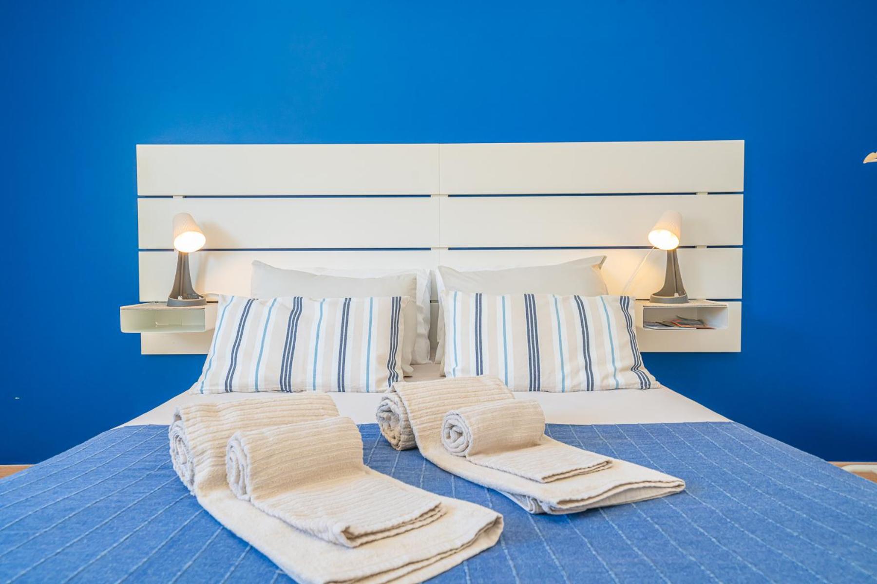 Double Room - Photo 17