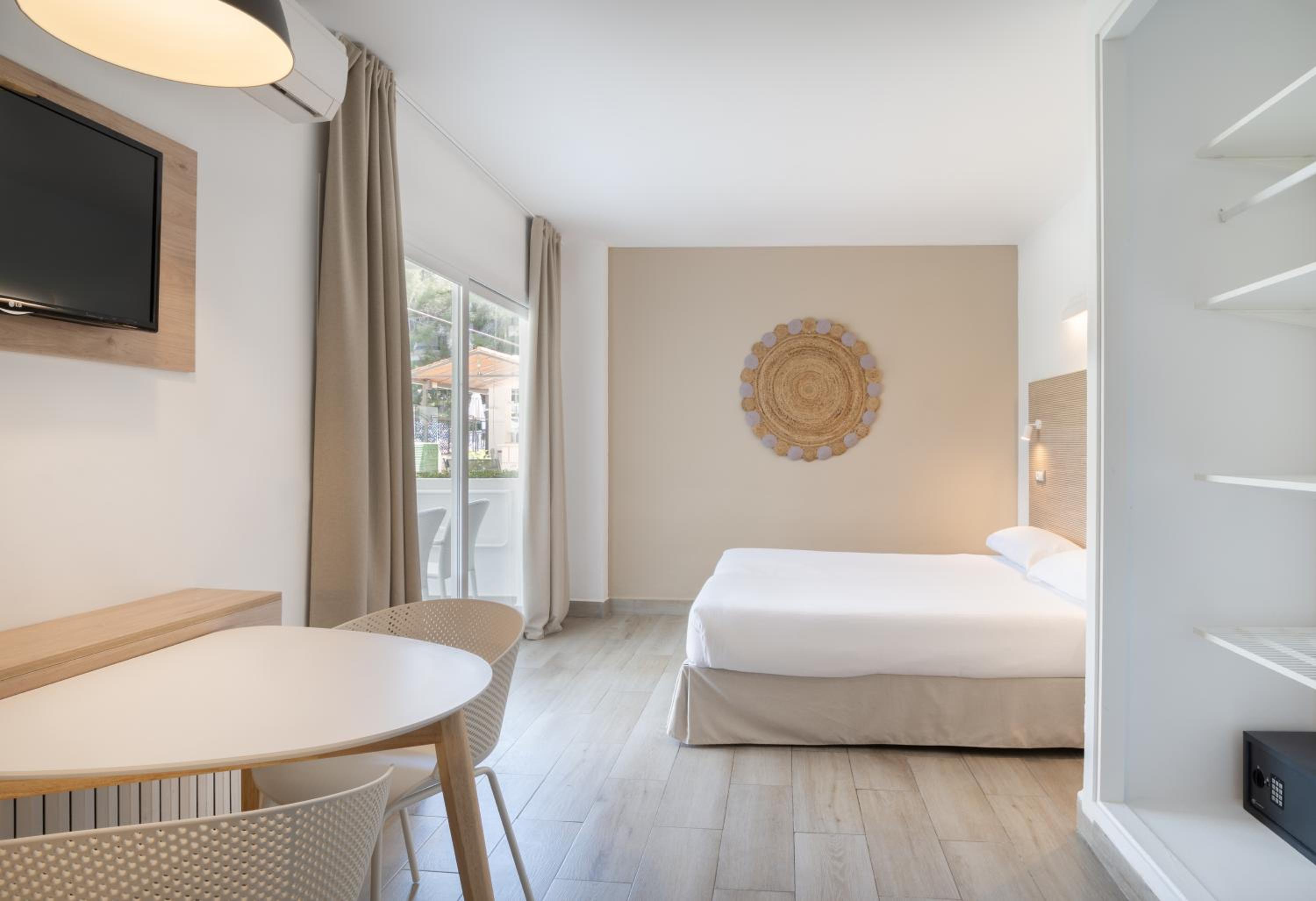 Estudio Premium con Jardín