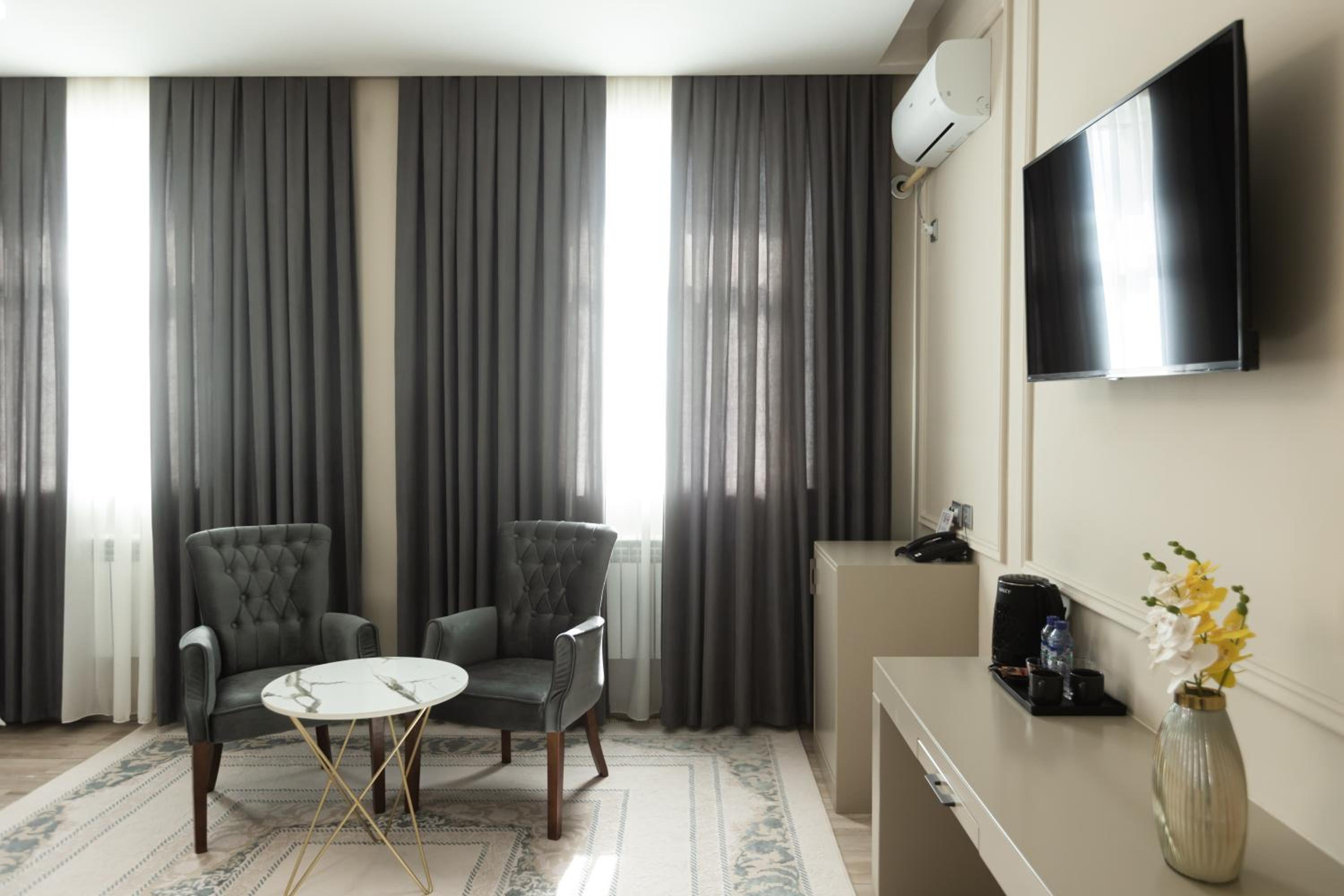King Suite