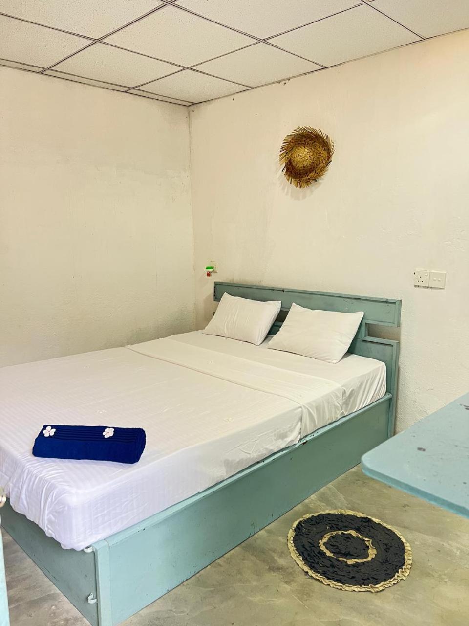 Double Room With Patio photo 1