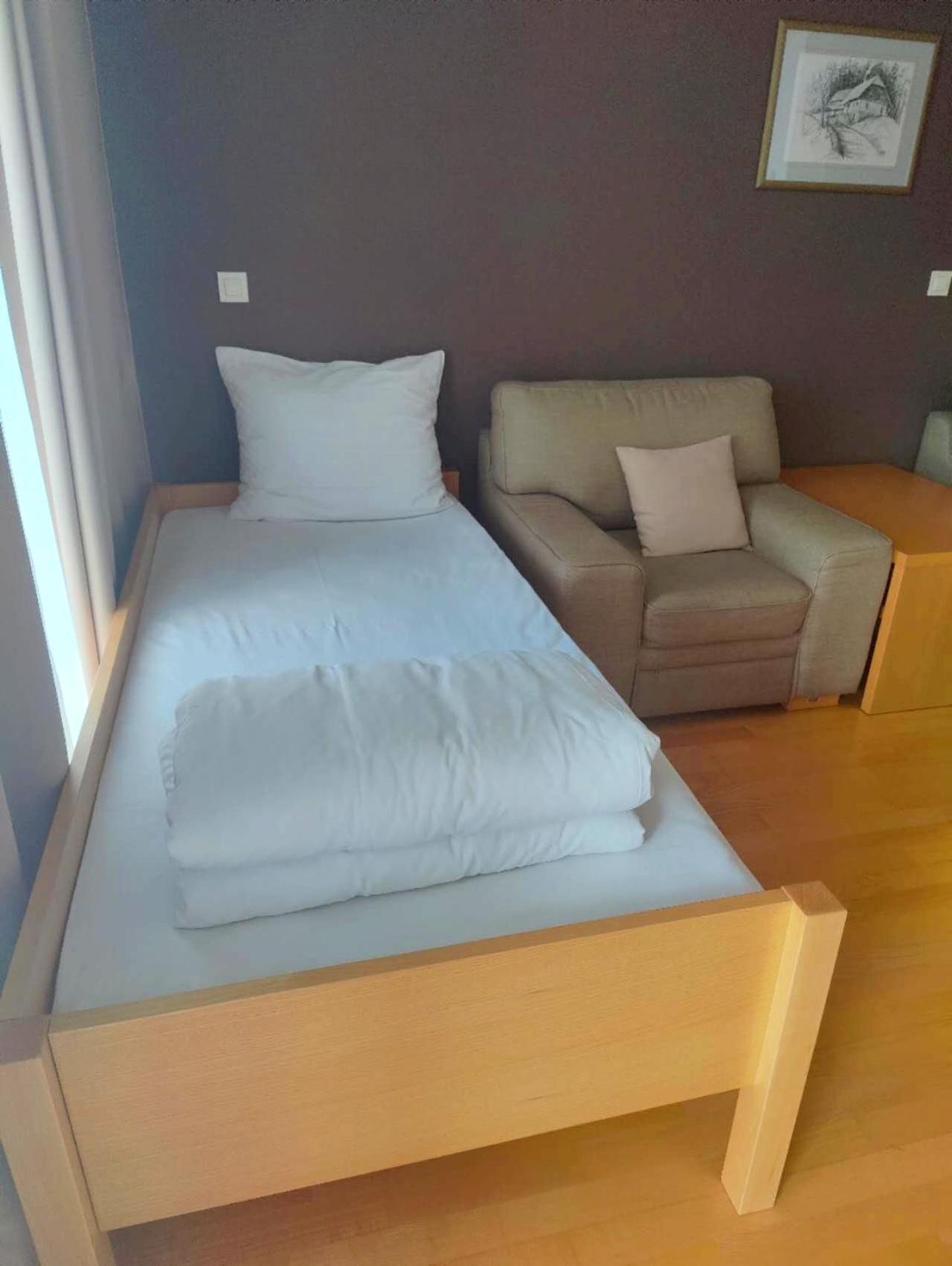 Apartment with View photo 3