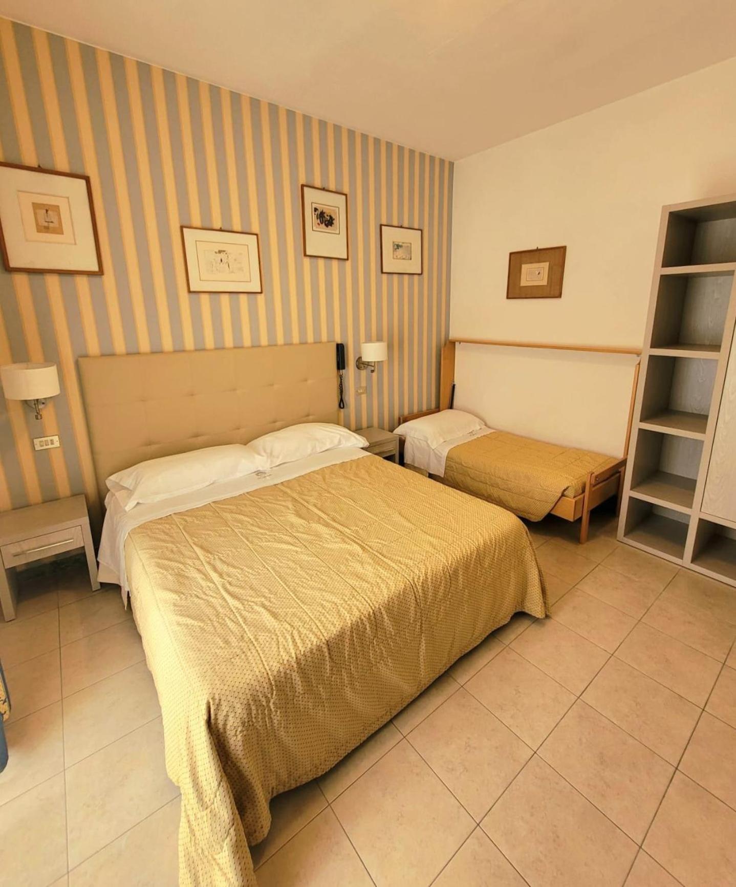 Standard Triple Room photo 1