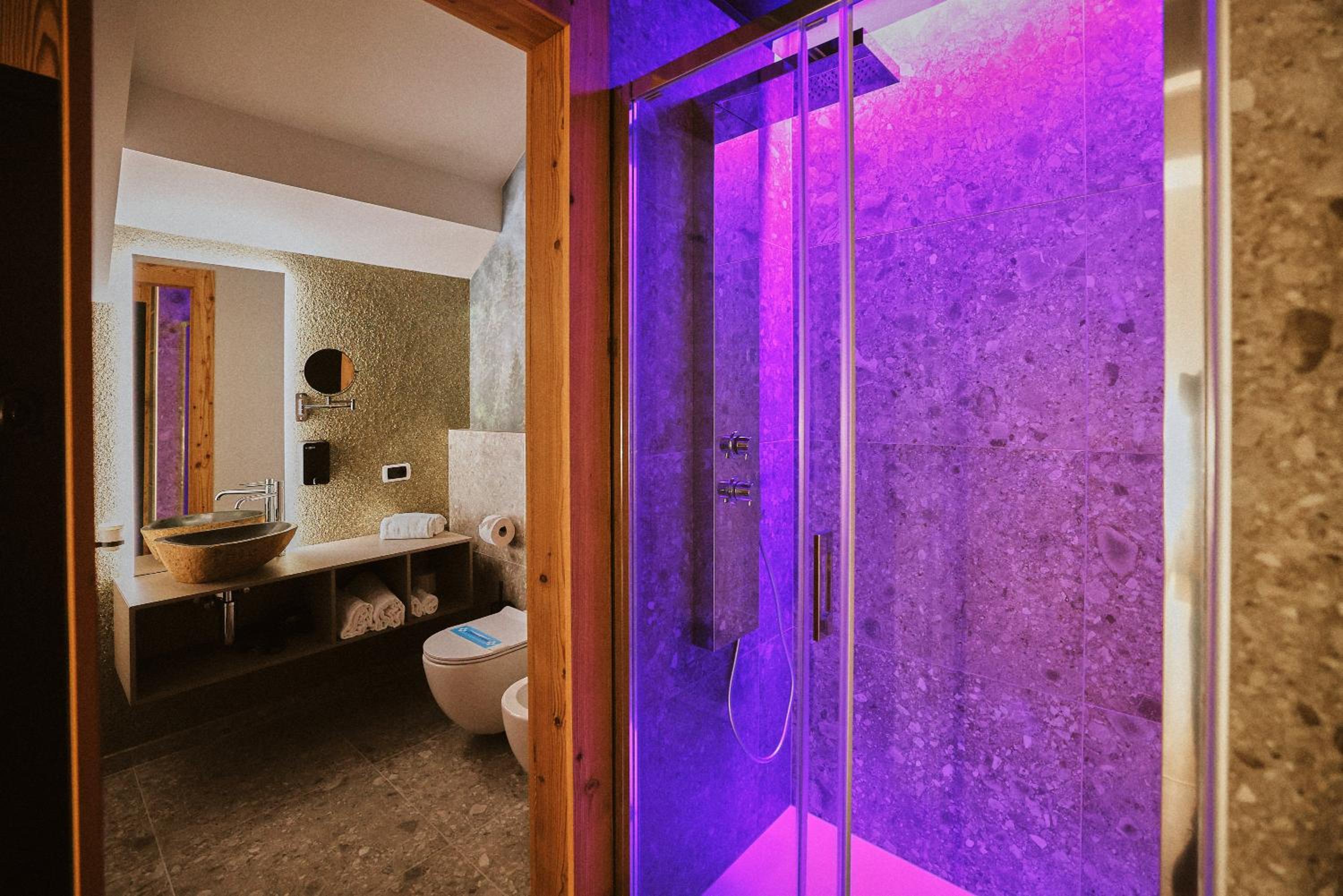 Superior Double Room - Photo 11
