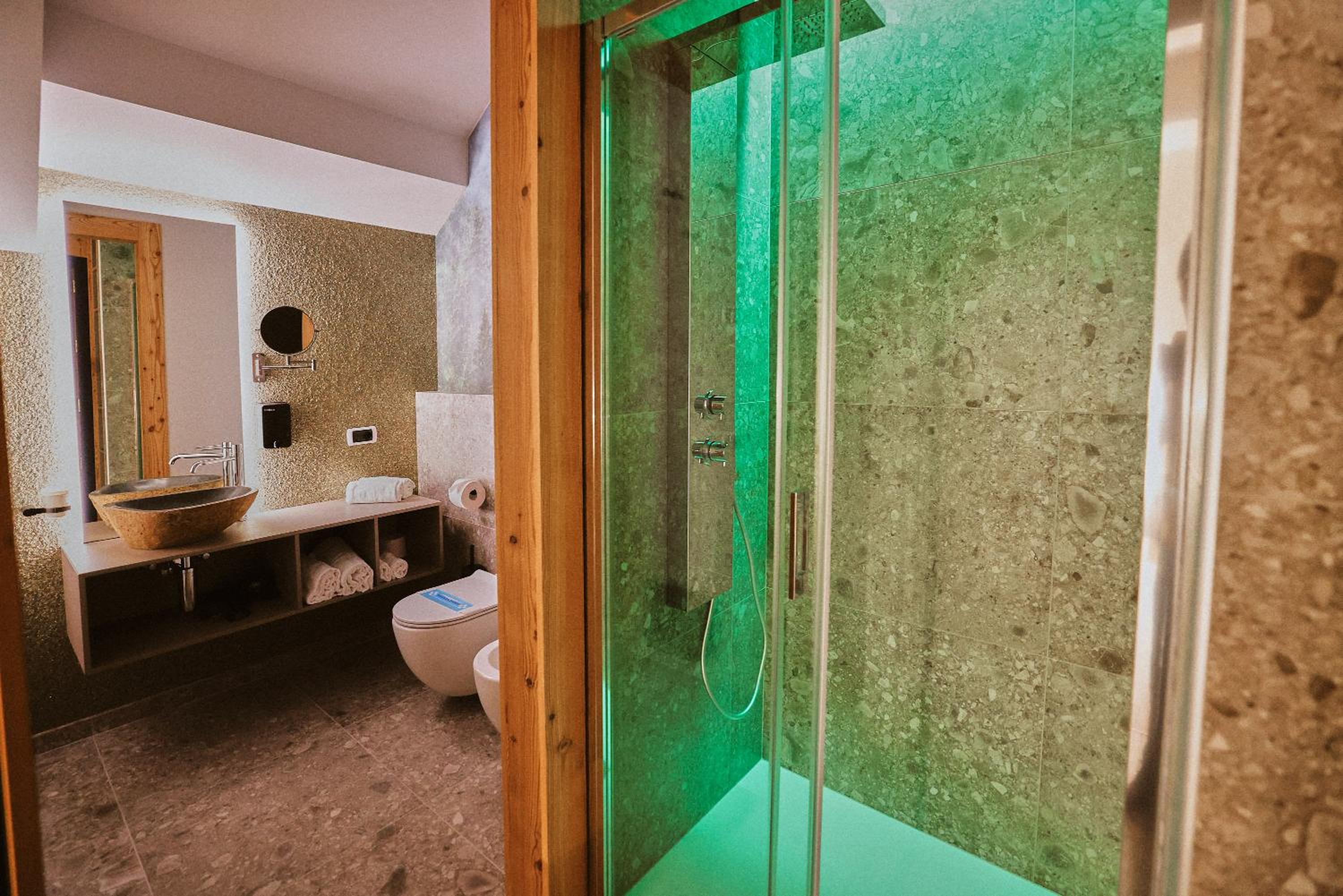 Superior Double Room - Photo 10