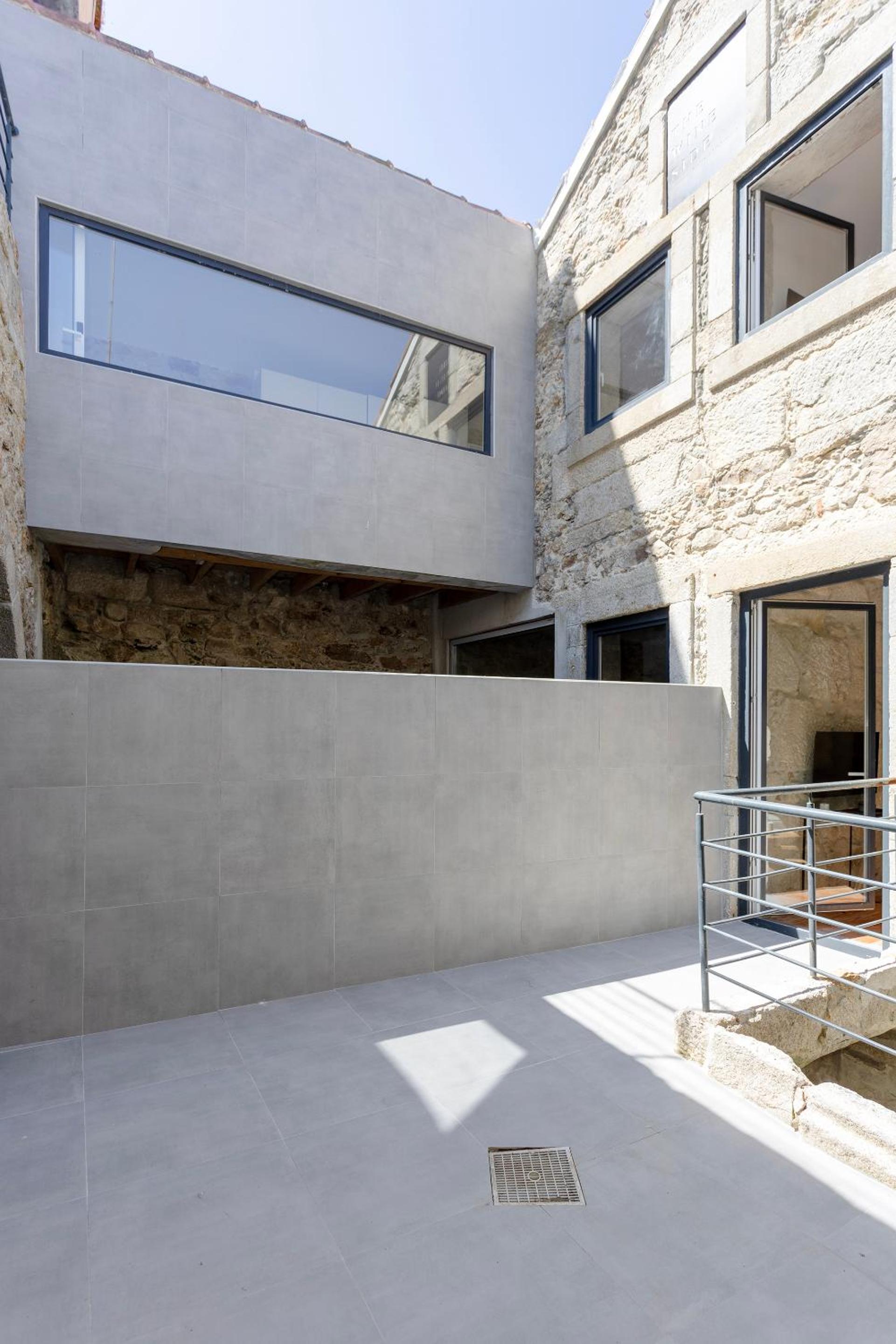 Superior Apartment With Balcony photo 3