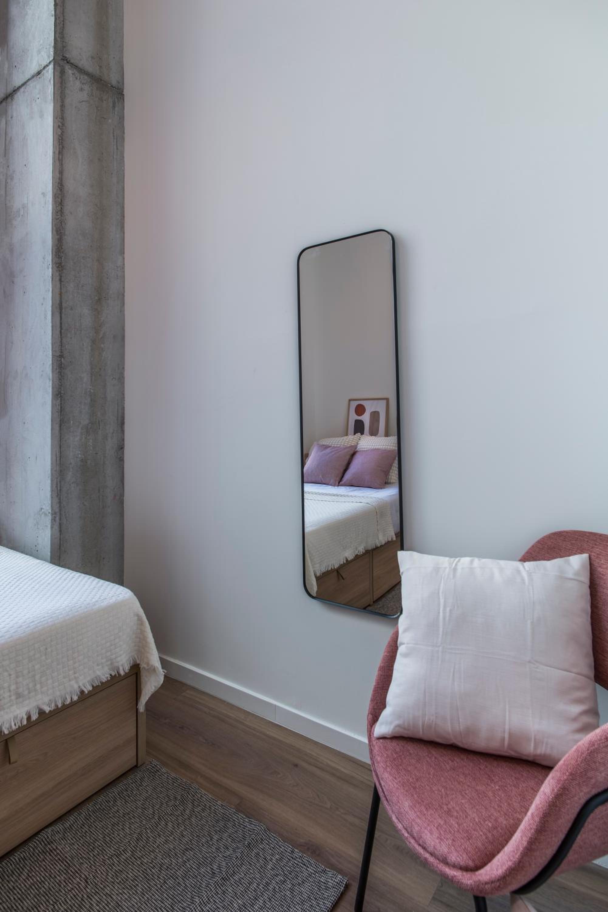 Large Single Room photo 2